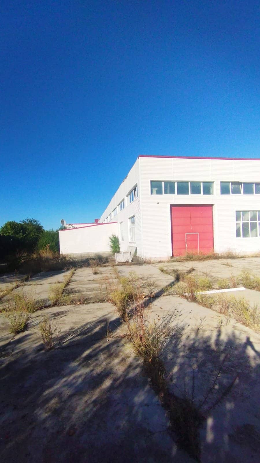 OCAZIE Complex industrial 4 hale producție + depozitare, 17.000 mp, des 180ml — fotografia 9 din 11