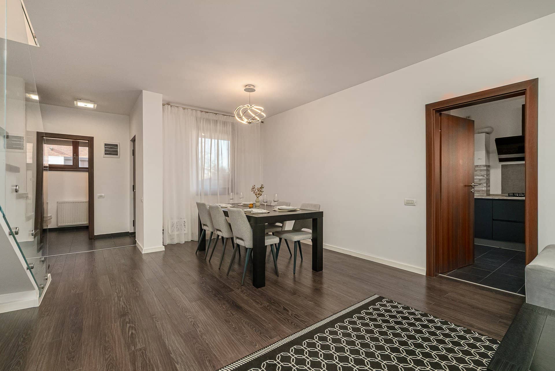 Casă ideală pentru familie–4 camere, curte amenajată, complex privat-securizat — fotografia 8 din 28