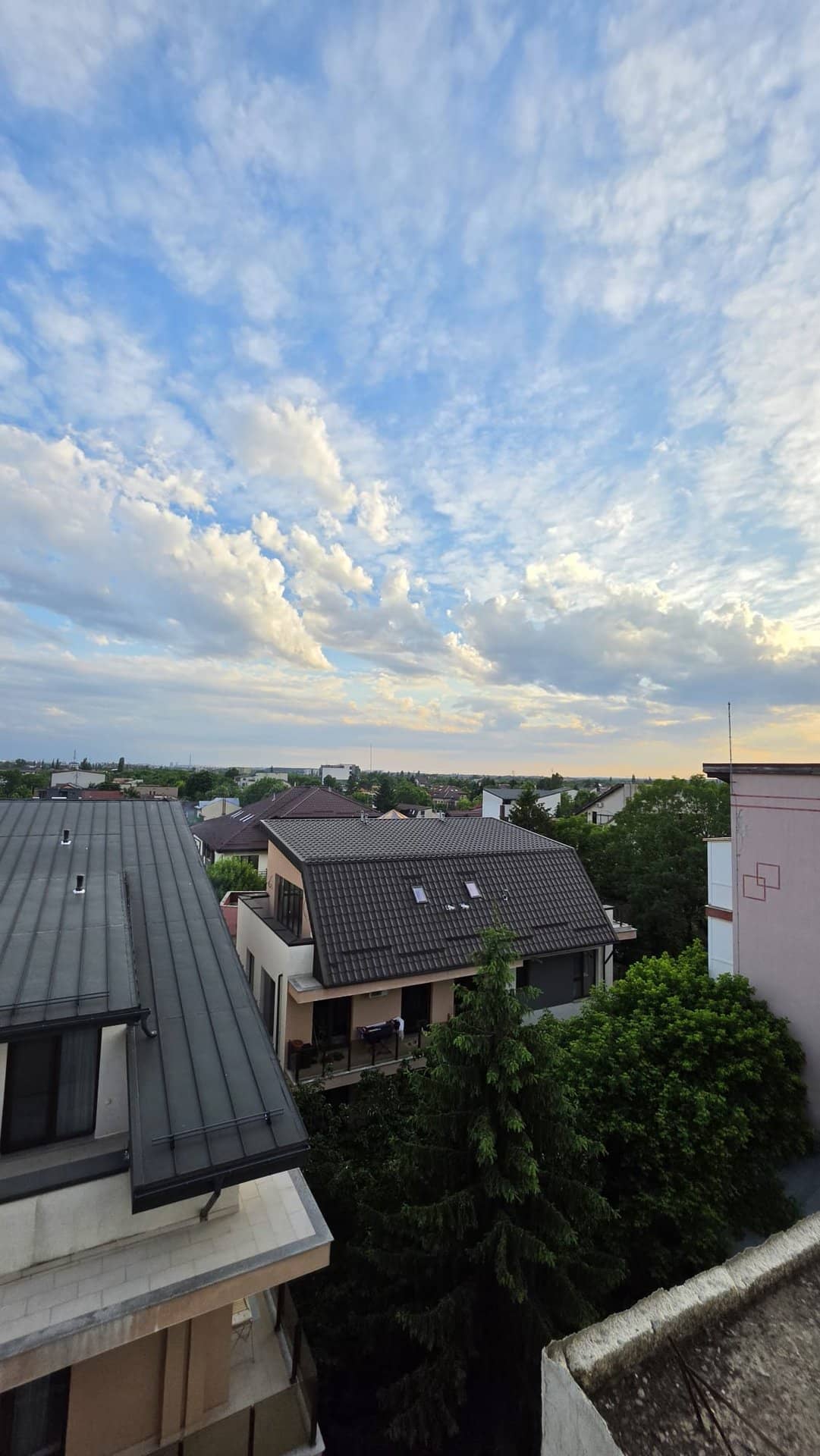 Vânzare bloc nefinalizat situat in soseaua Chitilei in aprop — fotografia 6 din 23