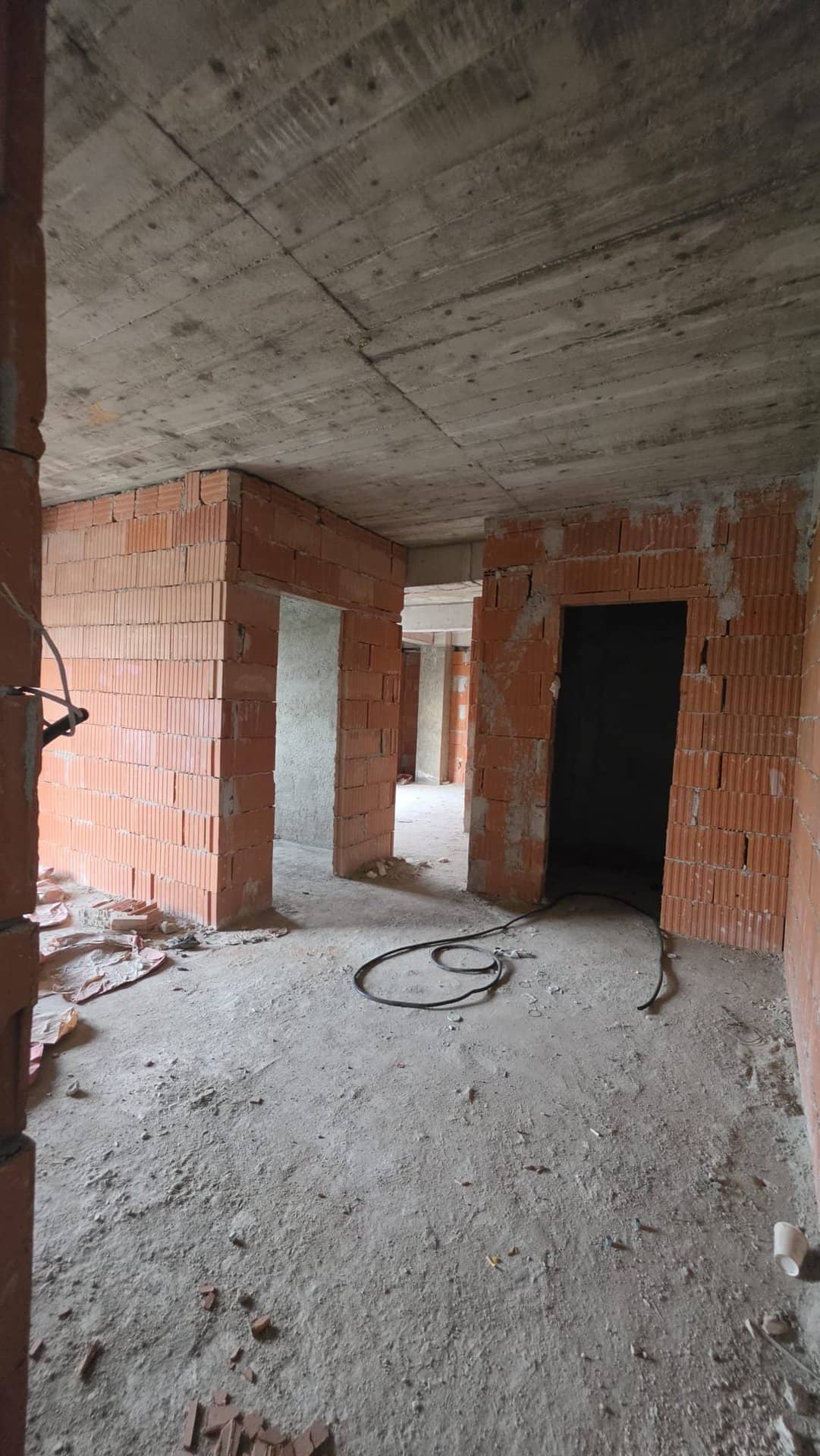 Vânzare bloc nefinalizat situat in soseaua Chitilei in aprop — fotografia 17 din 23