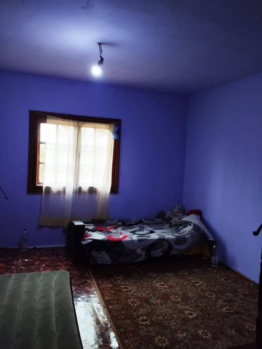 SE VINDE CASA FOARTE SPATIOASA CU TEREN 1200 MP IN LOCALITATEA CALUGARENI GR — fotografia 9 din 9