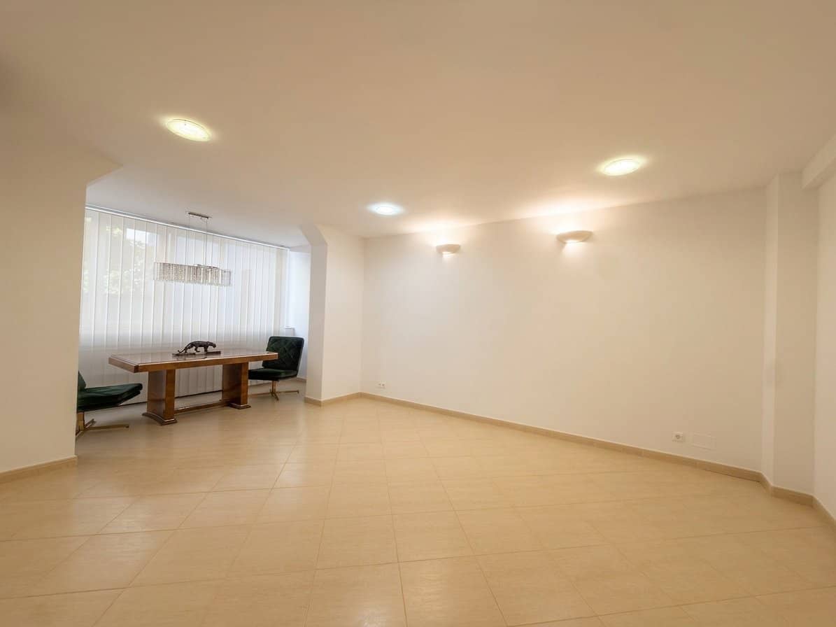 Apartament decomandat în centrul Bucureștiului — fotografia 6 din 21
