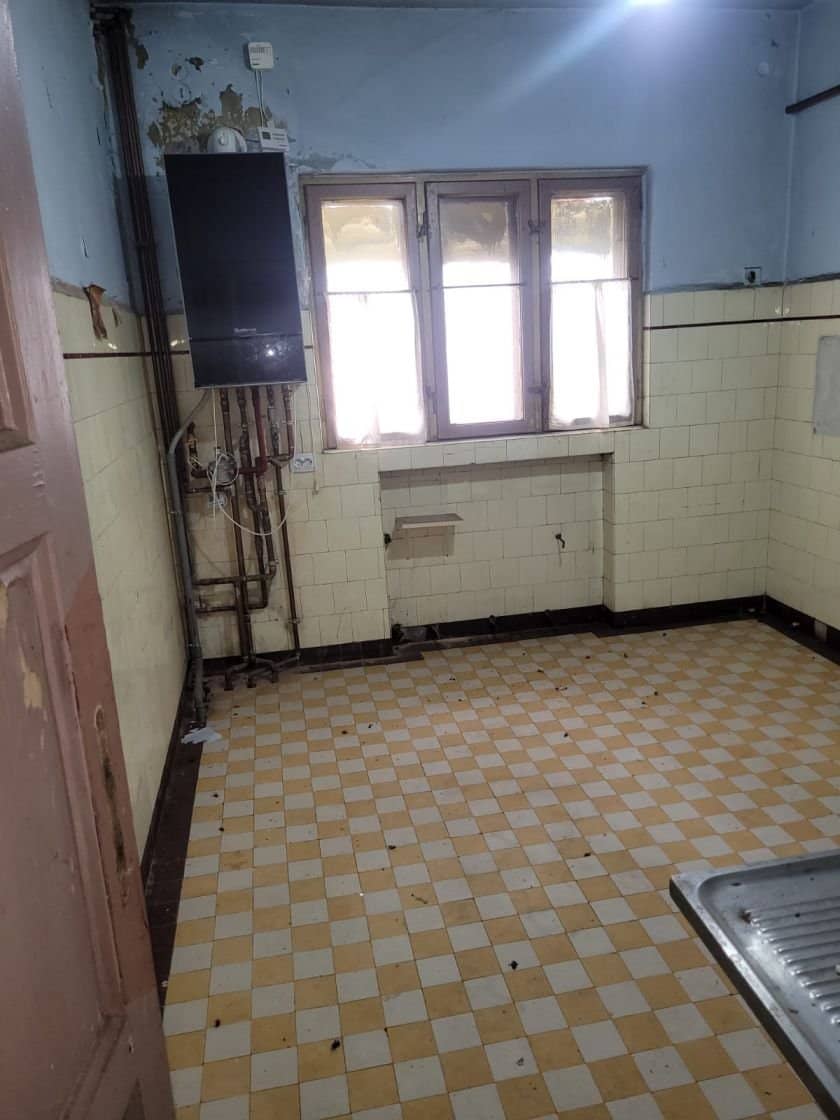 Casă individuală centrală cu teren generos, Cosbuc — fotografia 5 din 10