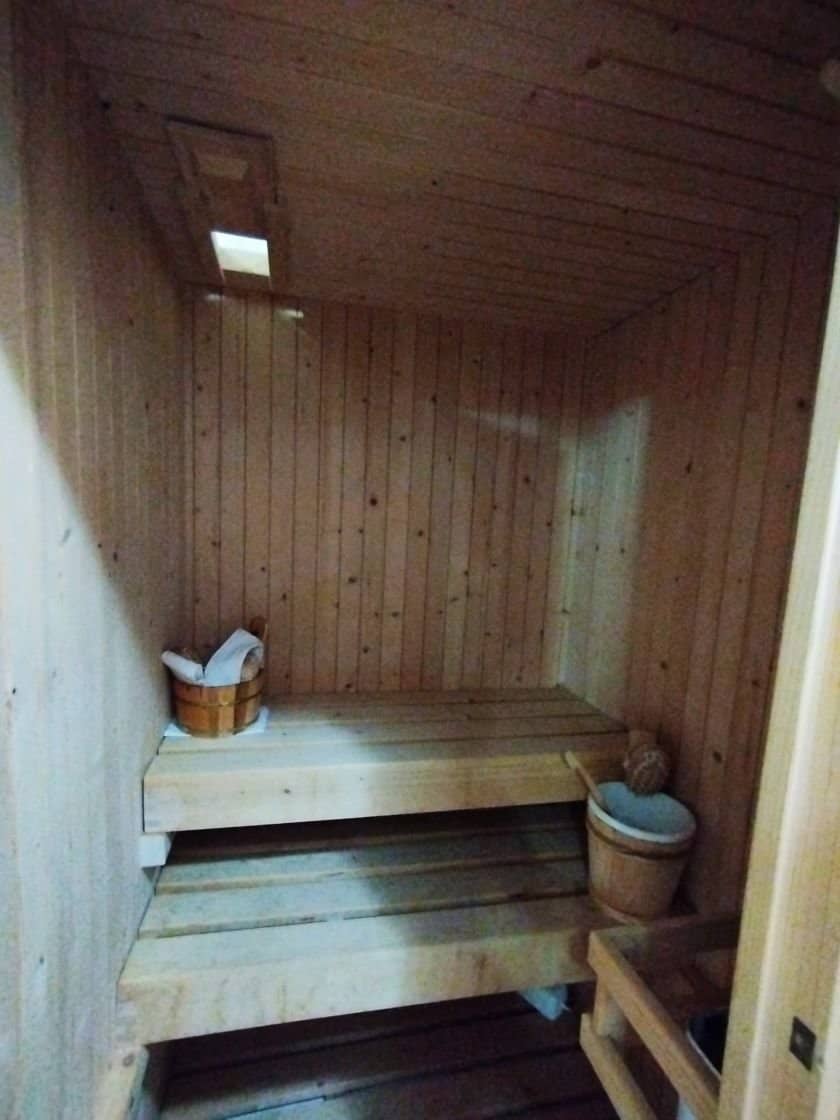 SUPER OCAZIE SE VINDE VILA DE LUX SI CASA DE OASPESTI IN BALOTESTI LA LAC 554000Euro — fotografia 17 din 59