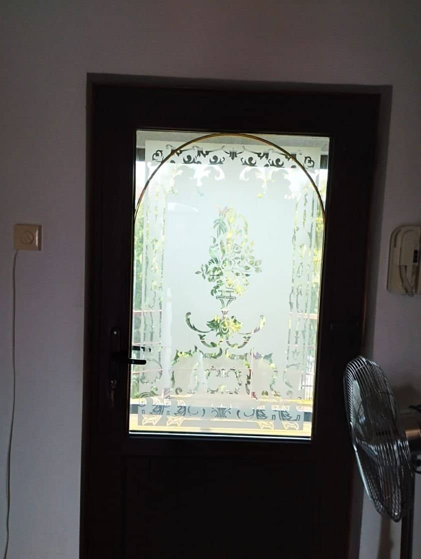 SUPER OCAZIE SE VINDE VILA DE LUX SI CASA DE OASPESTI IN BALOTESTI LA LAC 554000Euro — fotografia 45 din 59