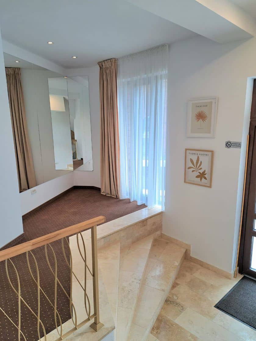 VAND PENTHOUSE 280 MP IN VILA + GARAJ LUX IN SINAIA PH COTA 1400 — fotografia 8 din 19