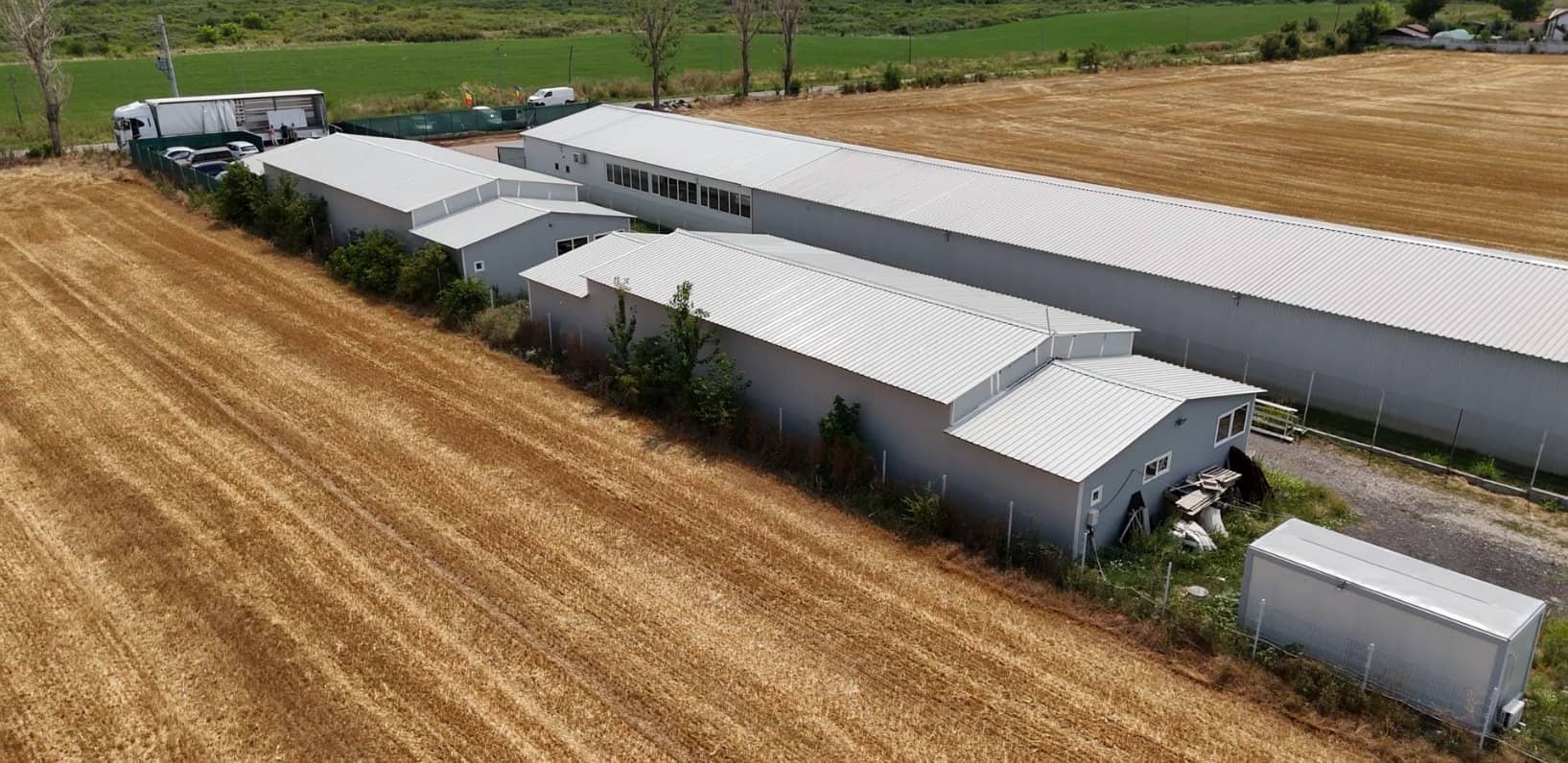 CIOLPANI, LOT 5.000 MP, HALE INDUSTRIALE! — fotografia 6 din 9