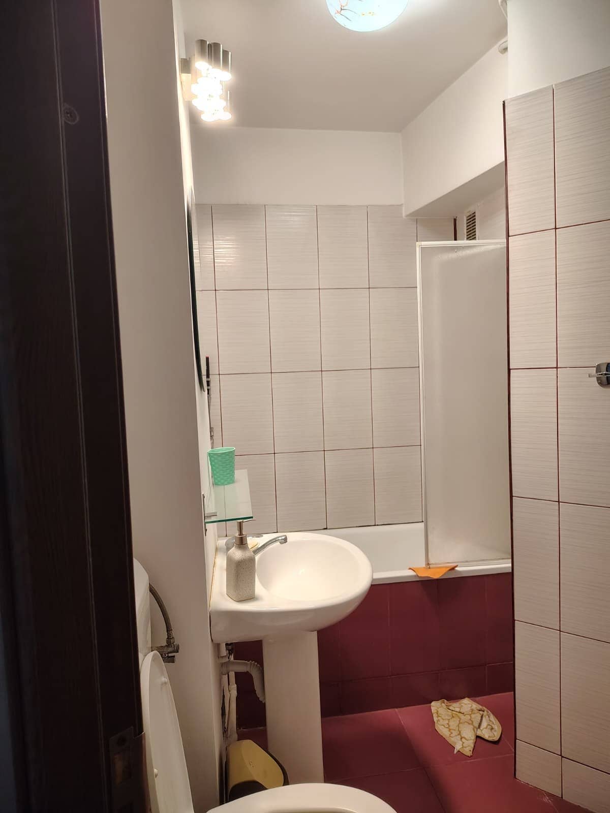 Calea Victoriei, vis-a-vis de Capsa 3 camere de inchiriat — fotografia 9 din 12