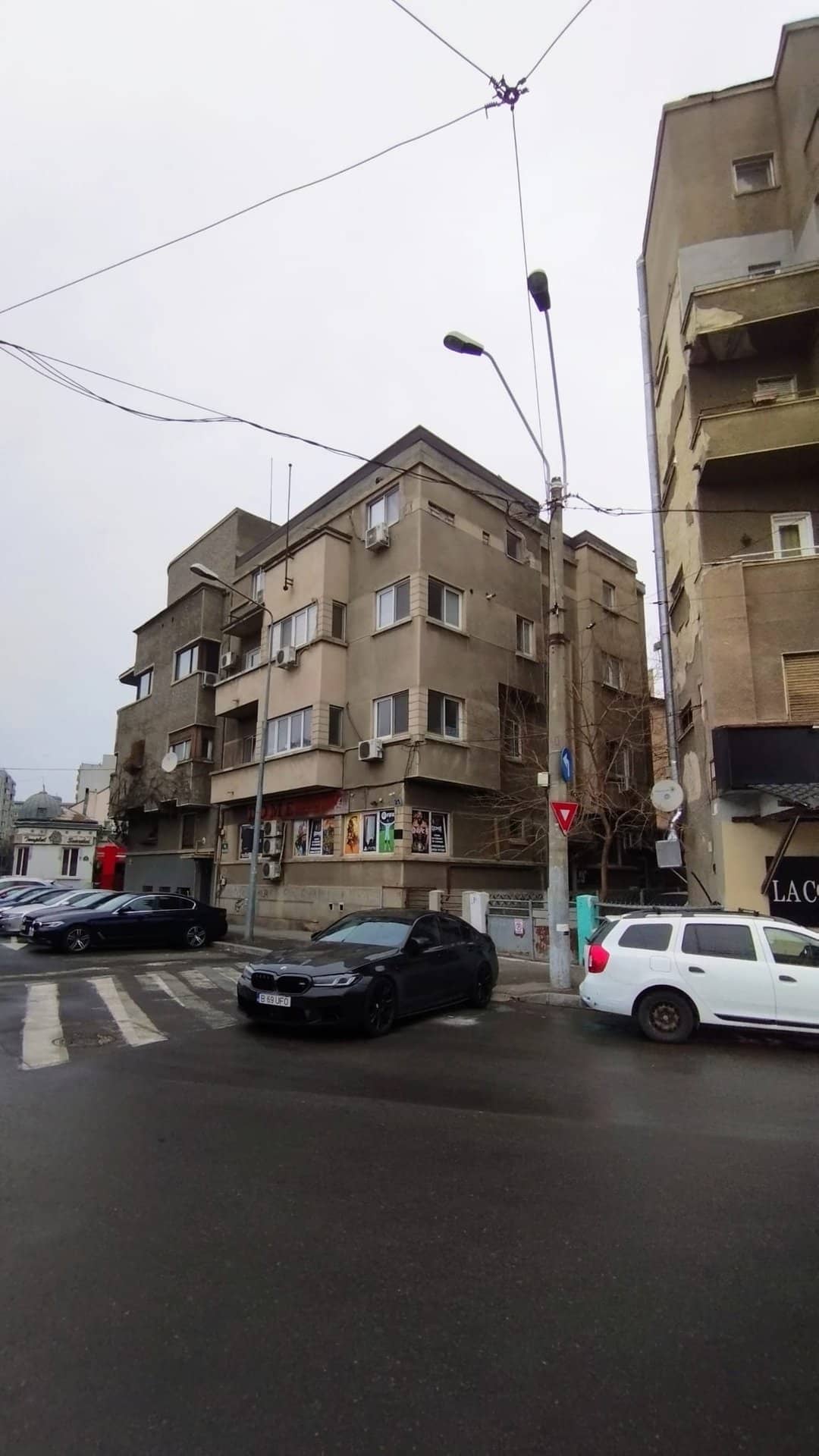 BLOC 600 mp, 25 camere, D+P+3, Foișorul de Foc — fotografia 1 din 16