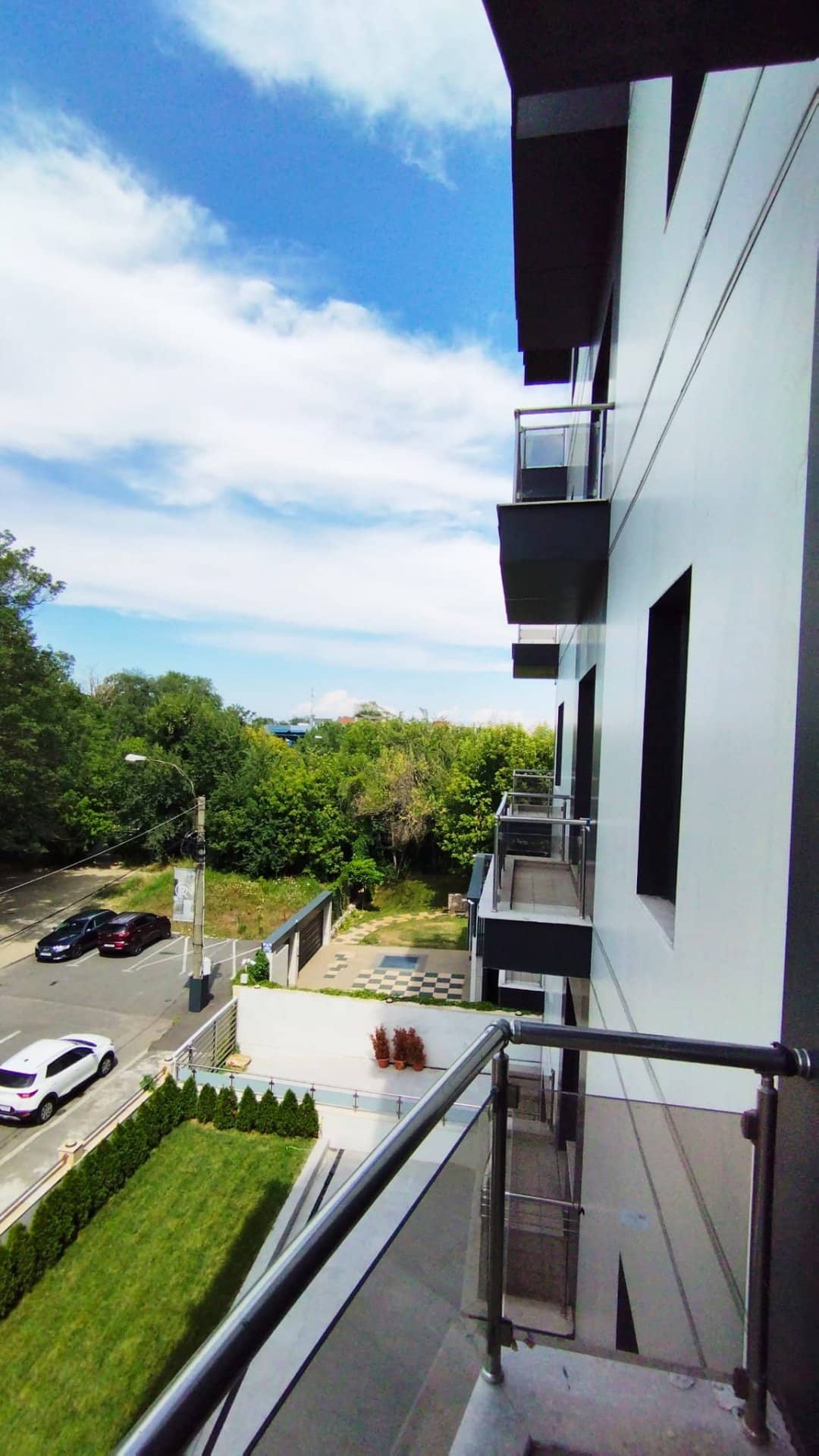 MEGA OCAZIE SE VIND APARTAMENTE IN ZONA NORDULUI- Herăstrău — fotografia 16 din 23