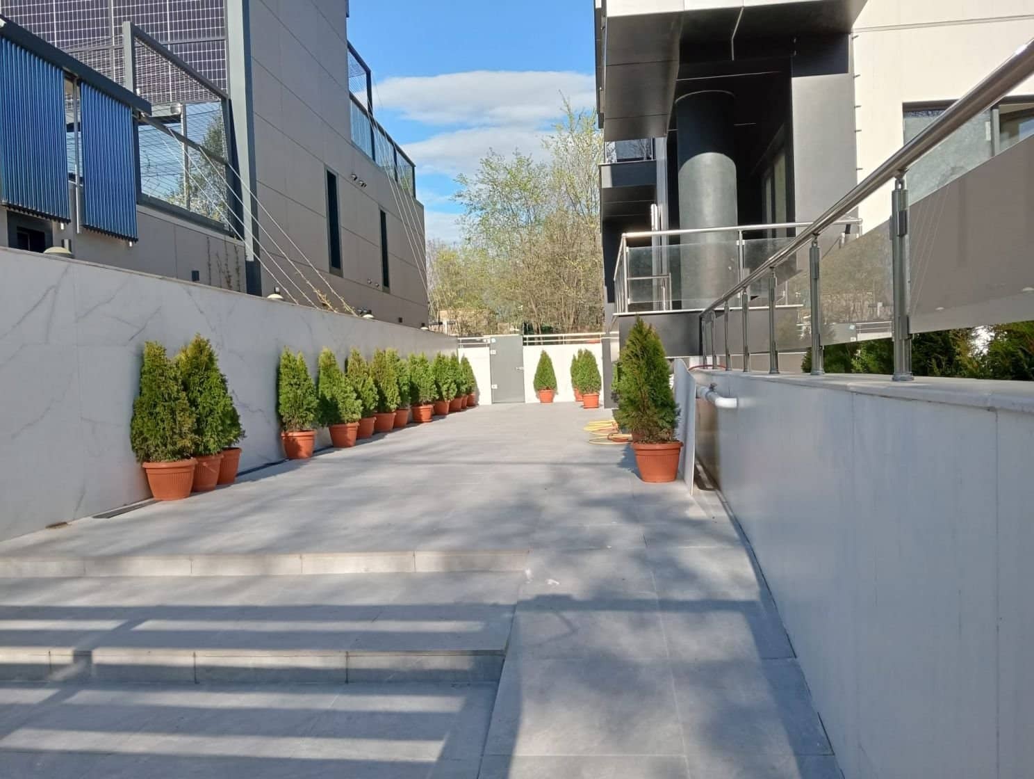 MEGA OCAZIE SE VIND APARTAMENTE IN ZONA NORDULUI- Herăstrău — fotografia 2 din 23