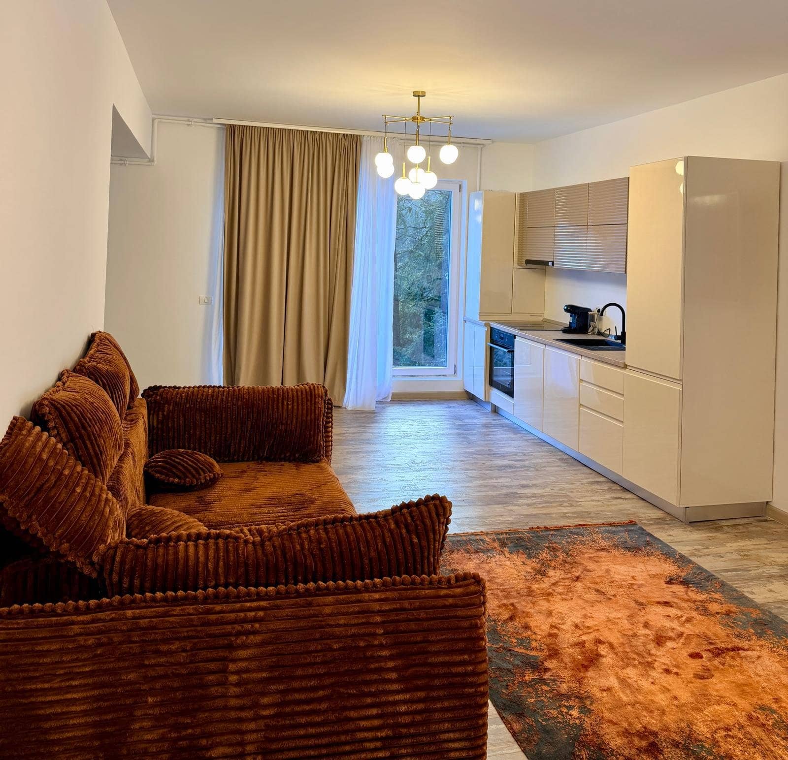 Apartament nou lângă pârtia Clăbucet, Predeal +(TVA) — fotografia 9 din 13