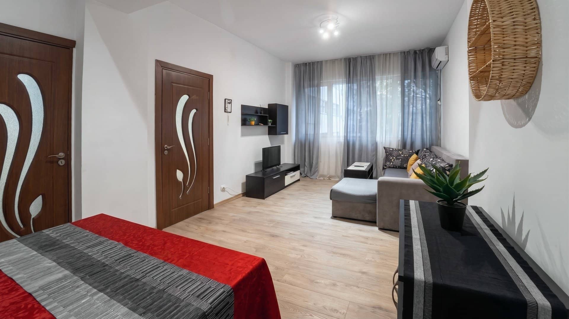 Apartament 2 camere inchiriere Magheru-Scala — fotografia 1 din 13