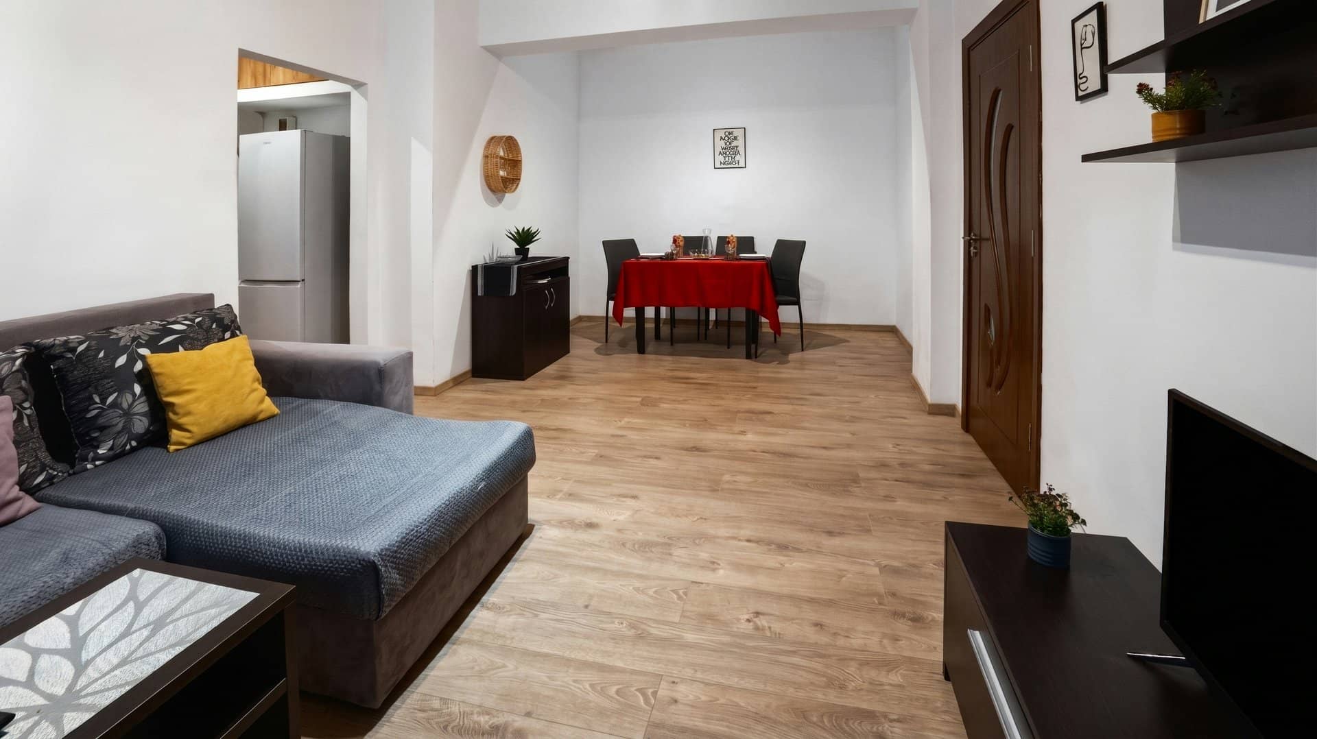 Apartament 2 camere inchiriere Magheru-Scala — fotografia 12 din 13