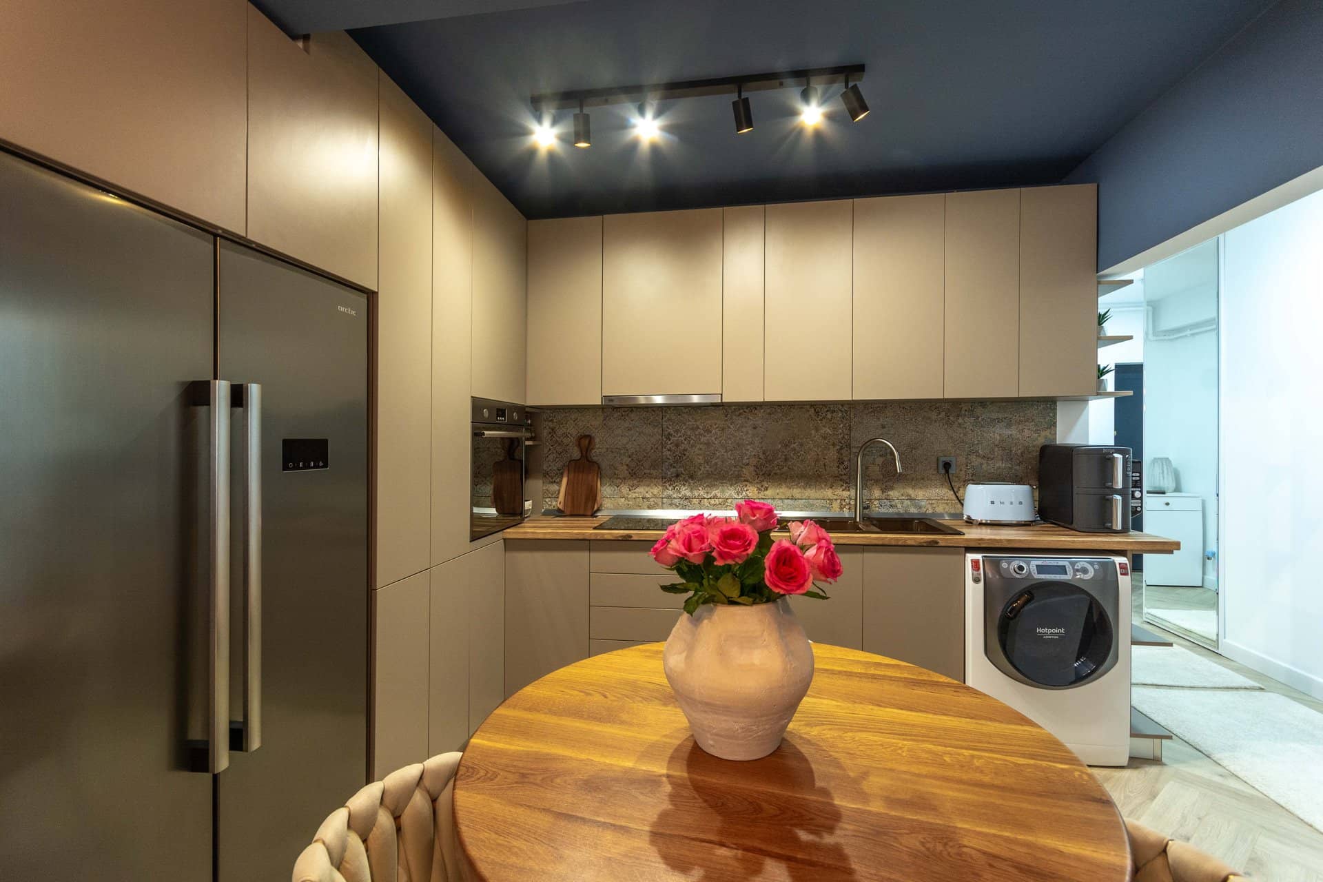 Bucureștii Noi, Chitila, Ap. 3 camere de vanzare, 13 Min Metrou Jiului, Renovat Lux, demisol — fotografia 6 din 19