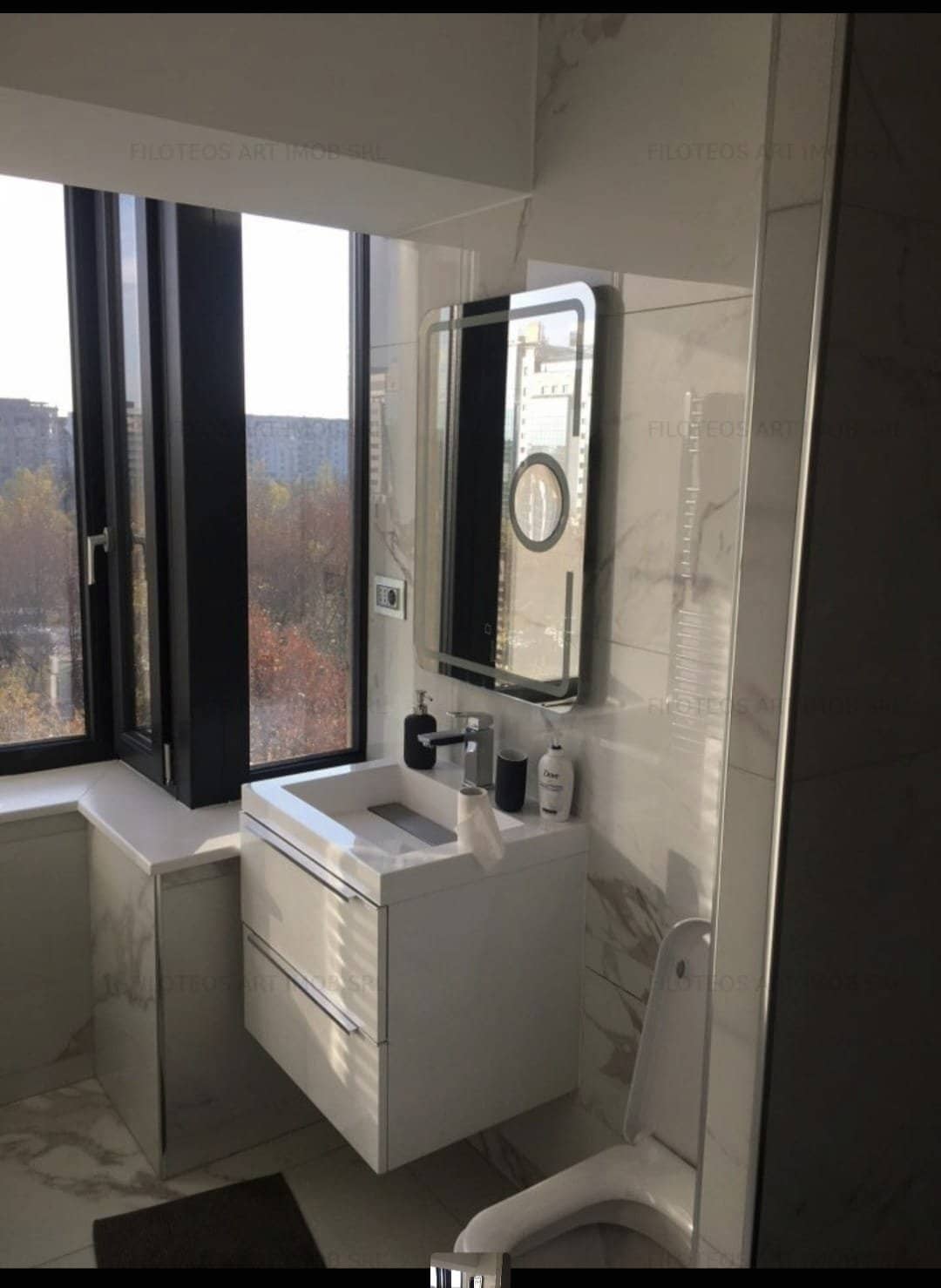 OCAZIE apartament duplex spațios 6 camere, B-dul Unirii, vedere stradala — fotografia 12 din 12