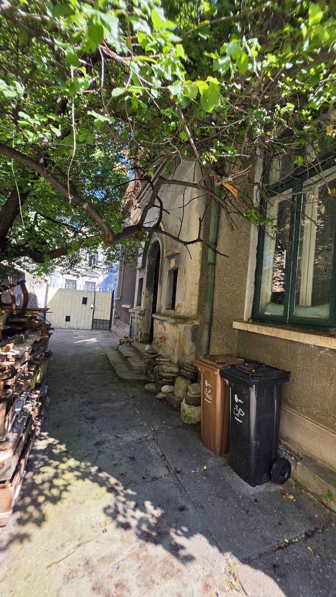 Casă cu 5 camere lângă Piața Sf. Ștefan — fotografia 12 din 17