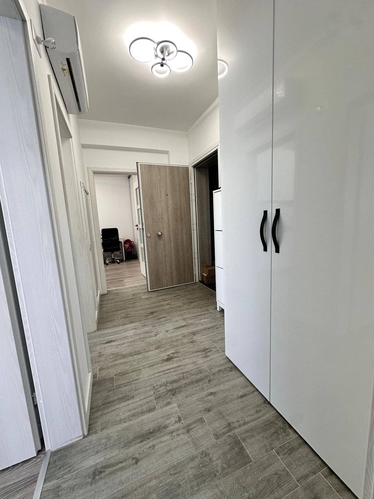 Apartament modern cu 2 camere în complex nou, etaj 4 — fotografia 12 din 15