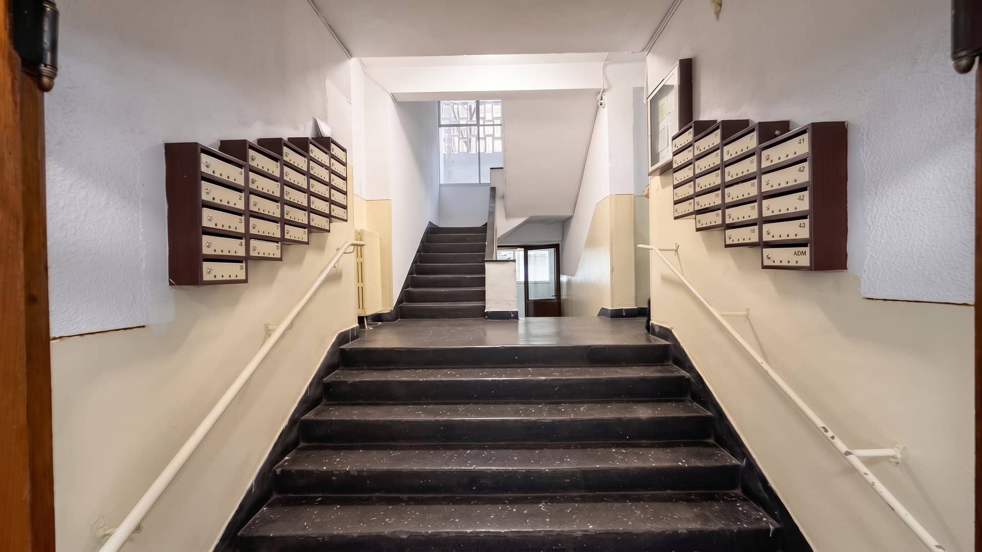 Apartament ultracentral lângă Parcul Cișmigiu — fotografia 9 din 11