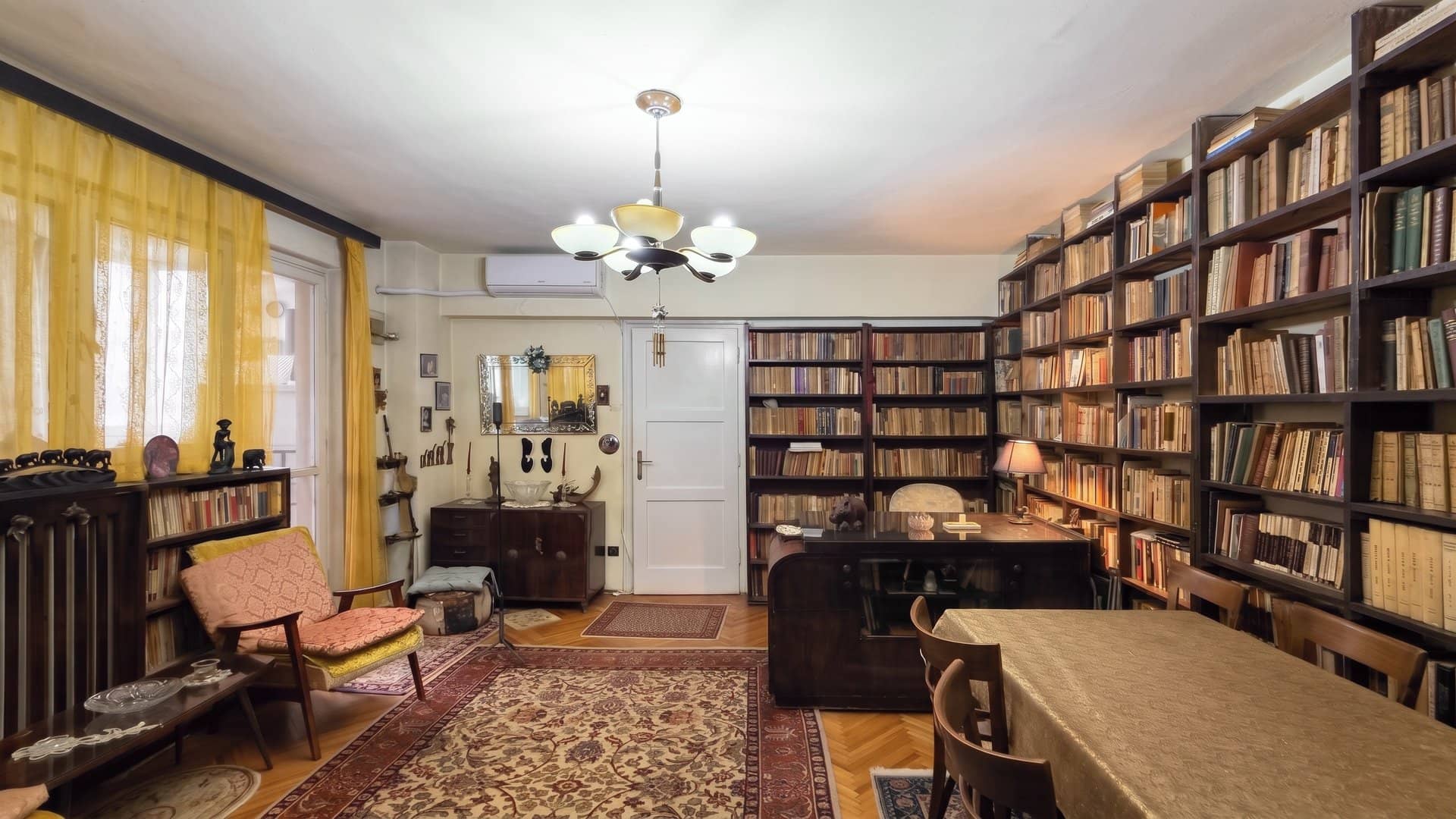 Apartament ultracentral lângă Parcul Cișmigiu — fotografia 1 din 11