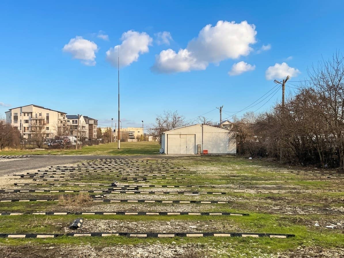 Teren De Inchiriat Otopeni/DN 1 (50m. deschidere) 2 € /mp — fotografia 3 din 3