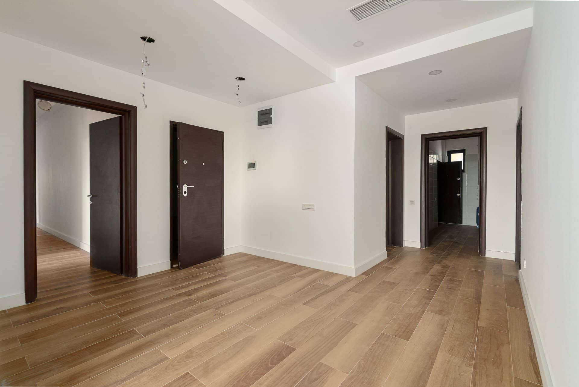 APARTAMENTE LUX sos NORDULUI + parcare subterana — fotografia 13 din 24
