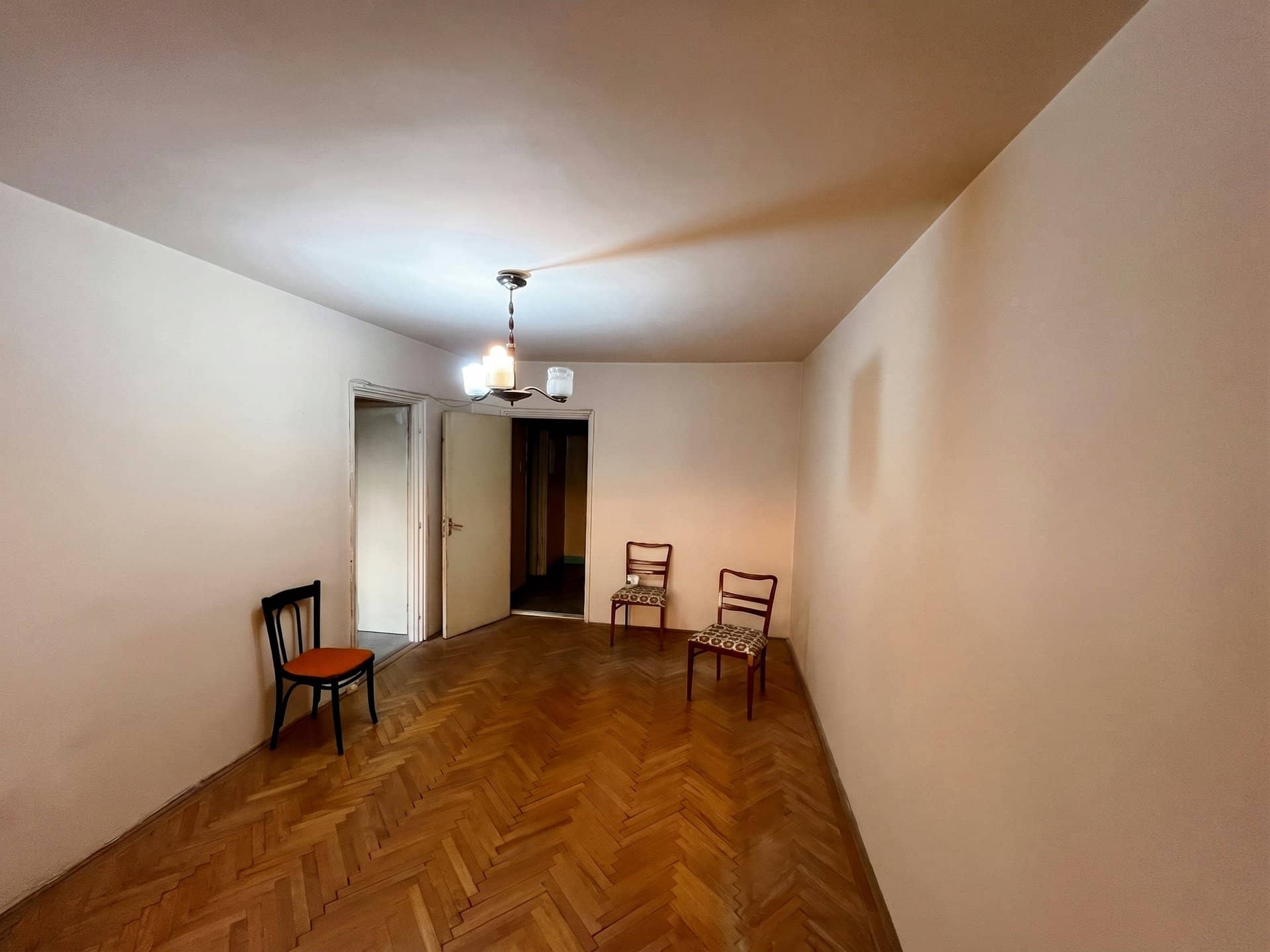 Apartament 2 camere decomandat, etaj 6, București — fotografia 1 din 10