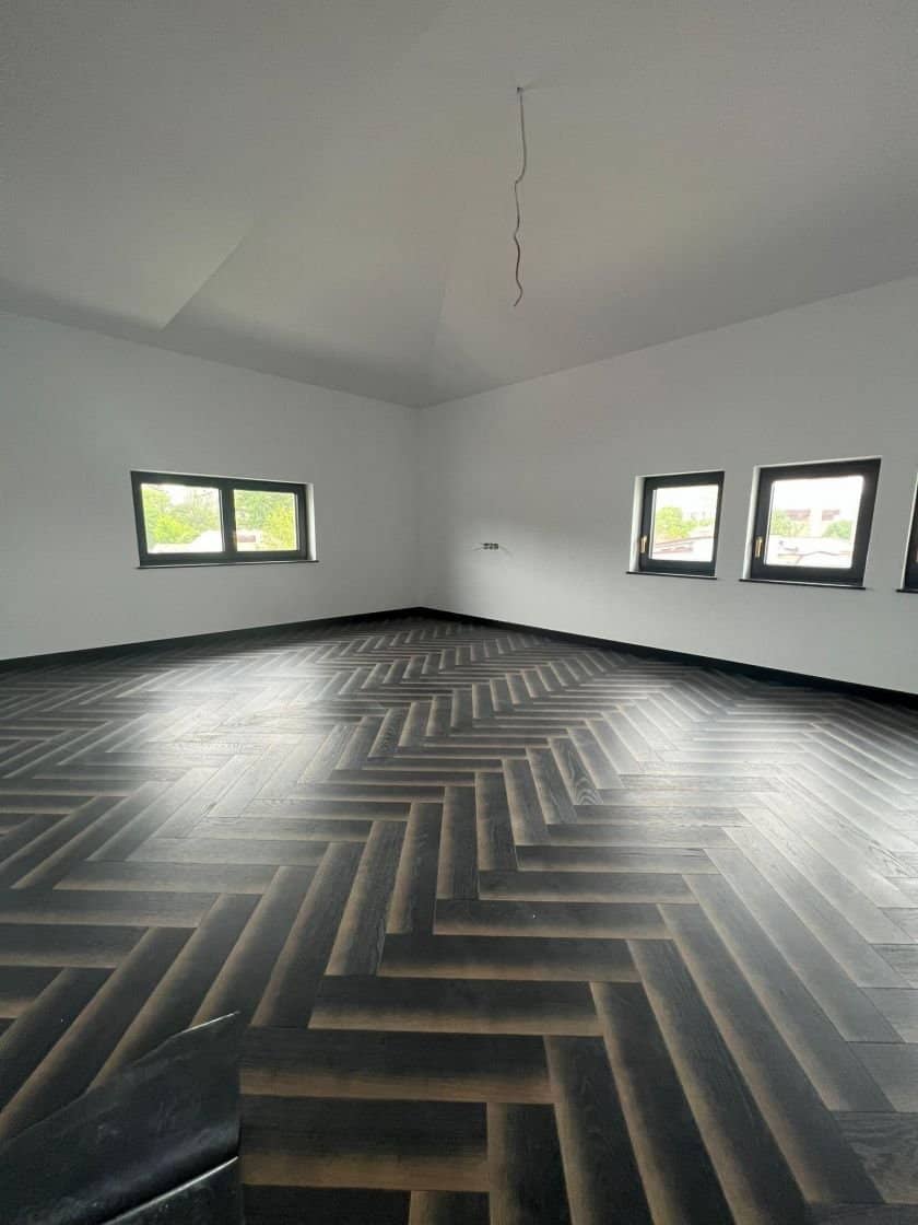 SUPER OCAZIE SE VIND 3 APARTAMENTE DE LUX IN VILA ZONA PARC CAROL COSBUC — fotografia 19 din 96