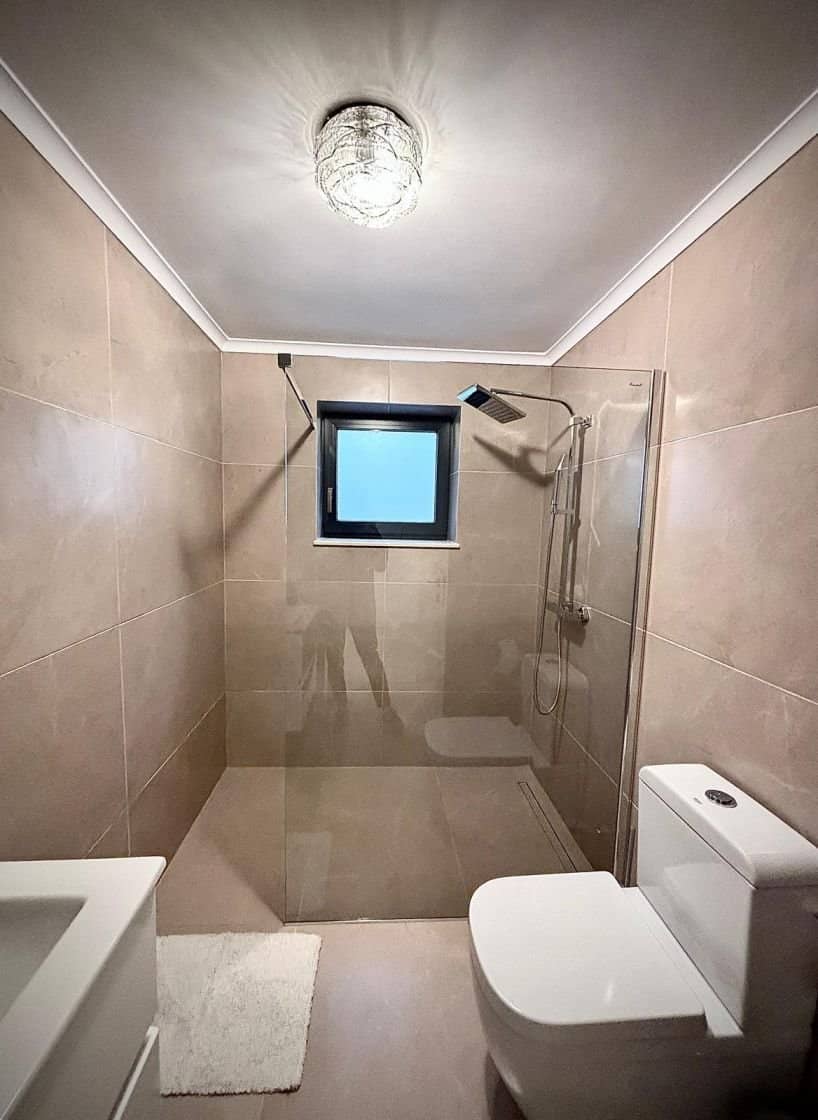 SUPER OCAZIE SE VIND 3 APARTAMENTE DE LUX IN VILA ZONA PARC CAROL COSBUC — fotografia 96 din 96