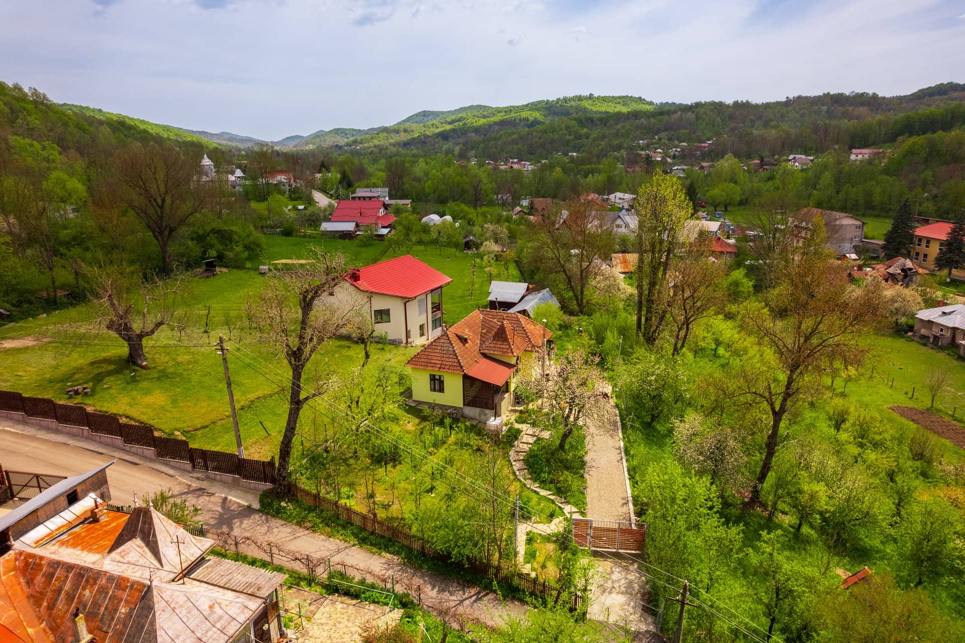 Provita de Sus, Prahova, Casa renovata, Comision 0 % — fotografia 31 din 35