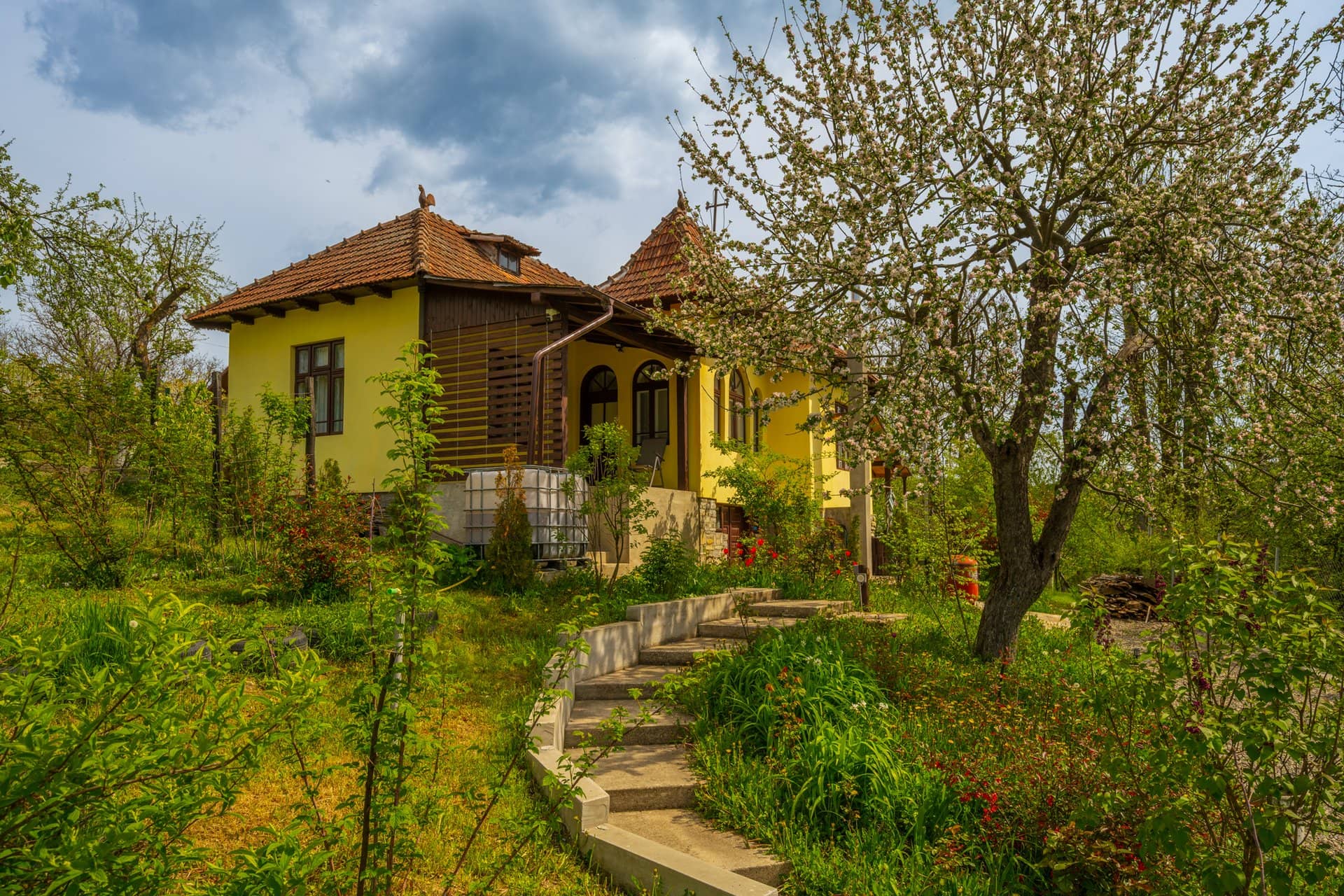 Provita de Sus, Prahova, Casa renovata, Comision 0 % — fotografia 4 din 35