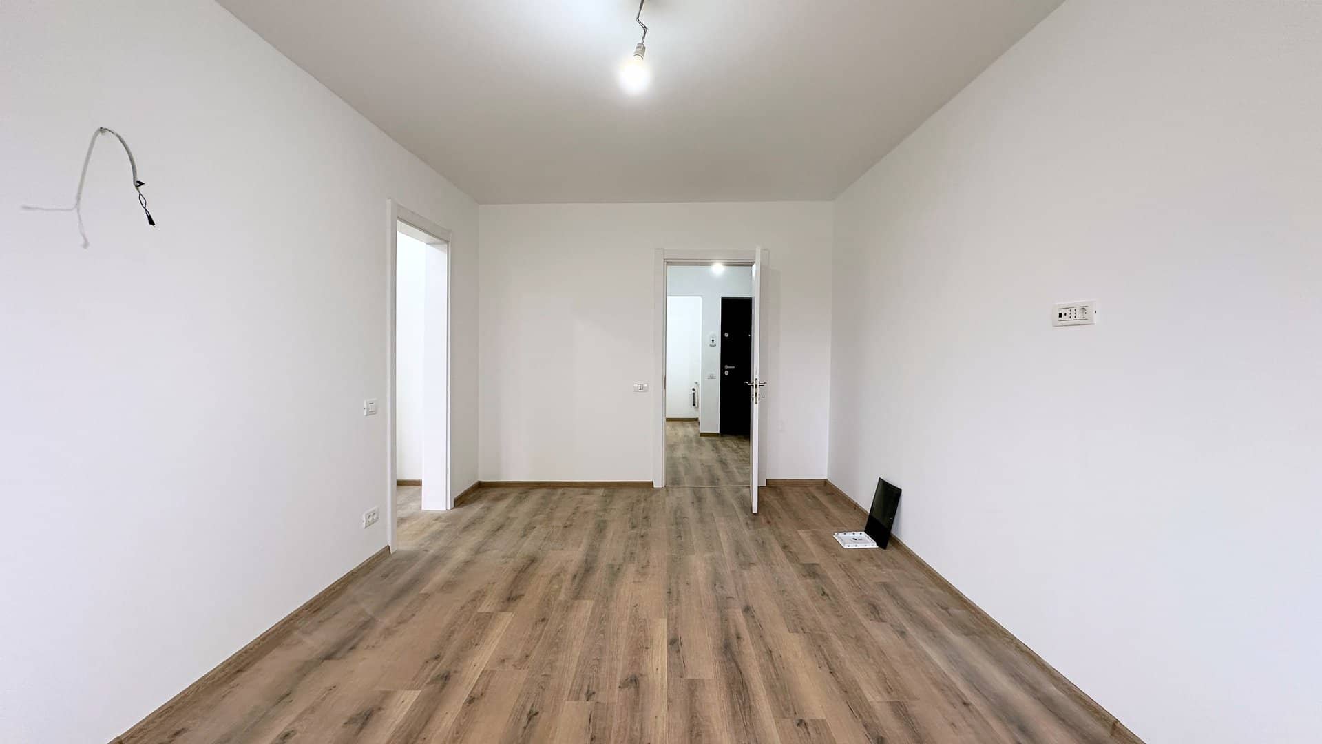 Crangași, Ceahlaul - apartament cu 3 camere de vanzare, COMISION 0 — fotografia 1 din 24