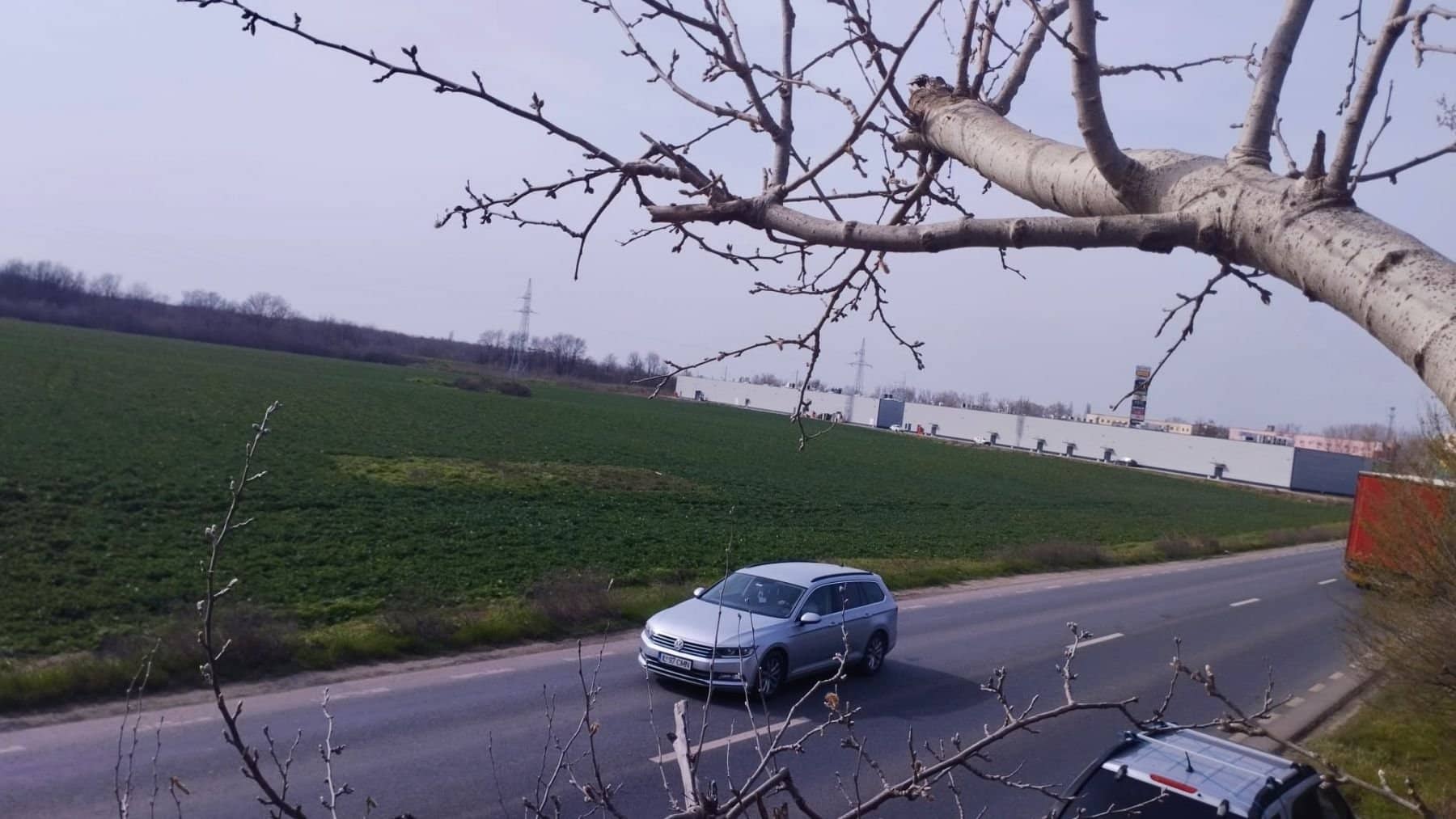 Teren intravilan 5.000 m² cu 40 m deschidere la DN2A – lângă Kaufland Slobozia — fotografia 4 din 17