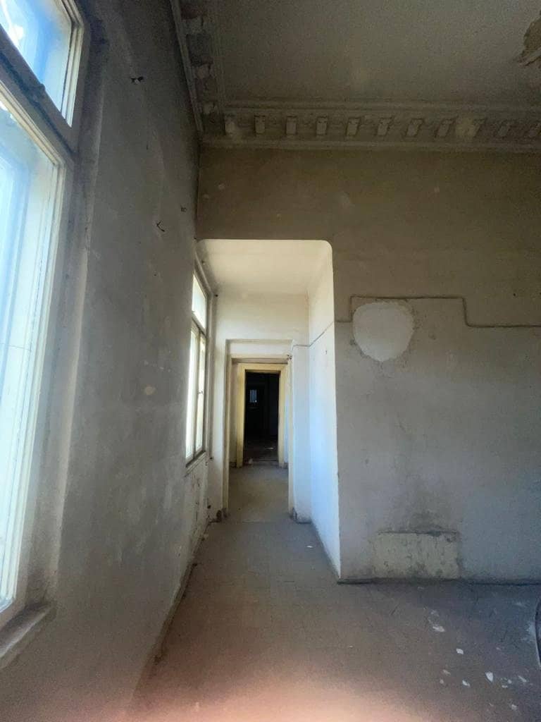 Imobil istoric de vânzare în Centrul Vechi, București. INVESTITTIE. E — fotografia 26 din 39
