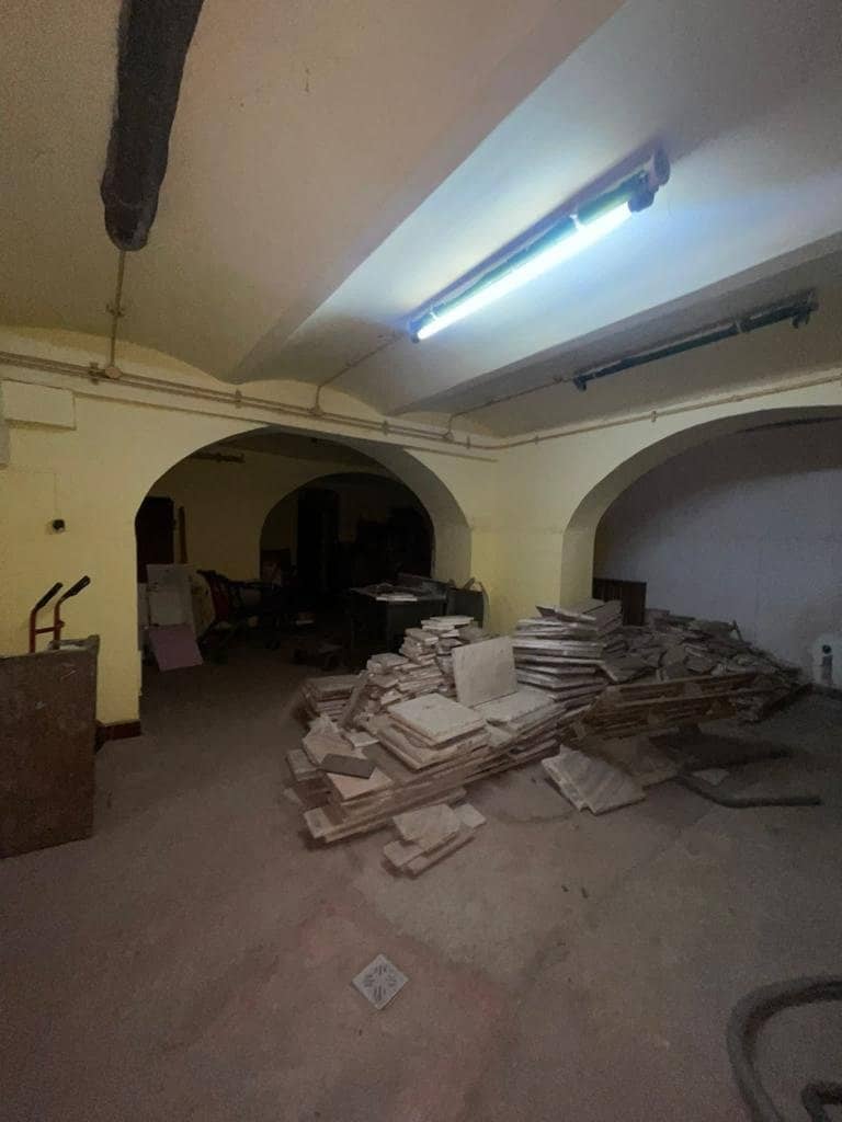 Imobil istoric de vânzare în Centrul Vechi, București. INVESTITTIE. E — fotografia 38 din 39