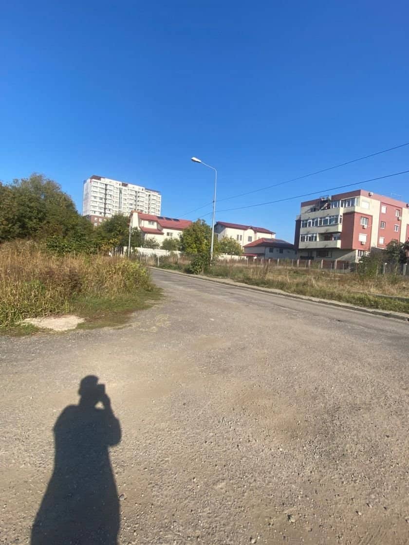OCAZIE SE VINDE TEREN INTRAVILAN 2700MP PENTRU CONTRUCTII IN ZONA FUNDENI — fotografia 5 din 6