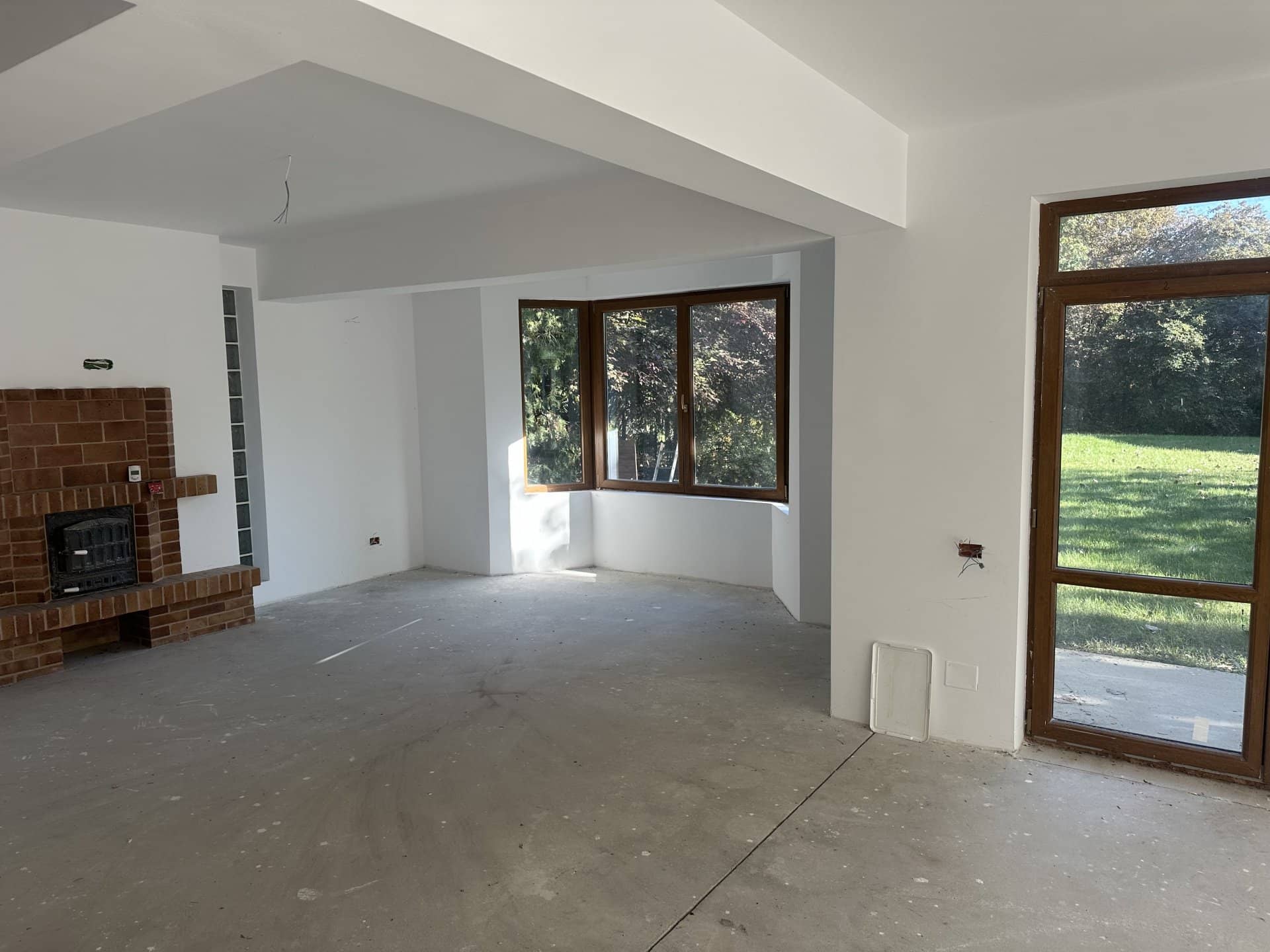 PARADISUL VERDE, VILA 507 MP, LOT 1.095 MP! — fotografia 10 din 46