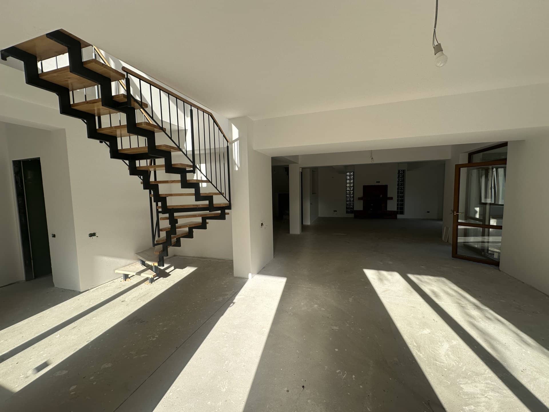 PARADISUL VERDE, VILA 507 MP, LOT 1.095 MP! — fotografia 17 din 46
