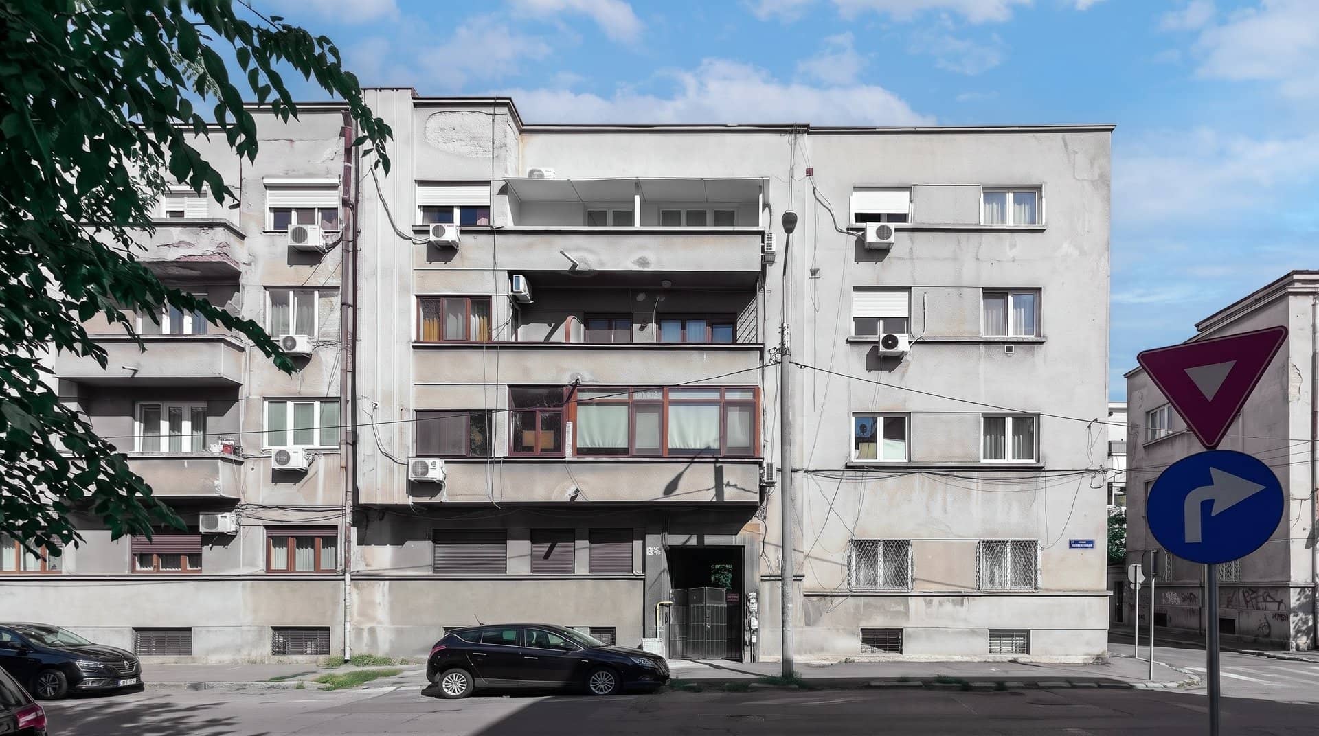 Închiriere apartament 2 camere | Universitate – Spitalul Colțea | Centrală nouă | Balcon | Boxă — fotografia 5 din 6