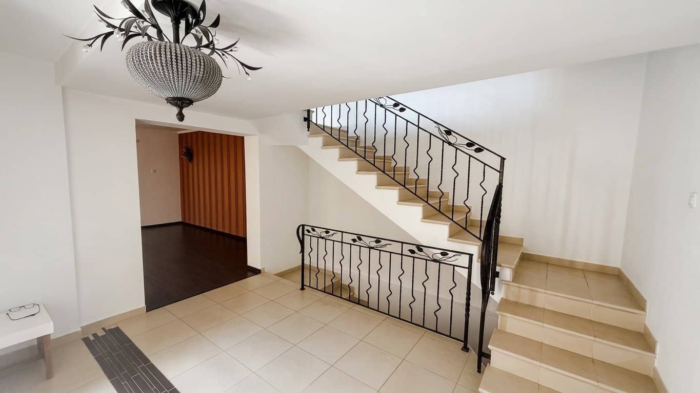 Casă individuală cu 4/5 locuri de parcare în Domenii — fotografia 4 din 18