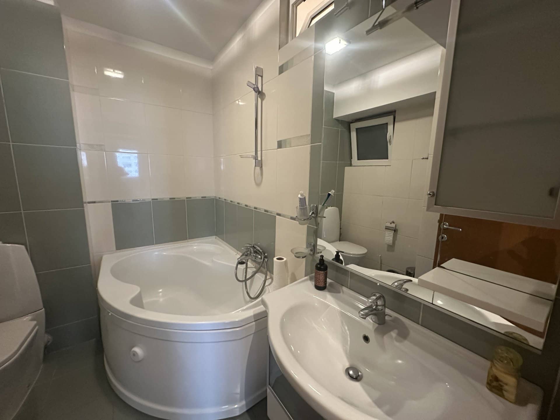 UNIRII-ALBA IULIA, 3 CAMERE, 99 MP, PARCARE SUBTERANA! — fotografia 15 din 22