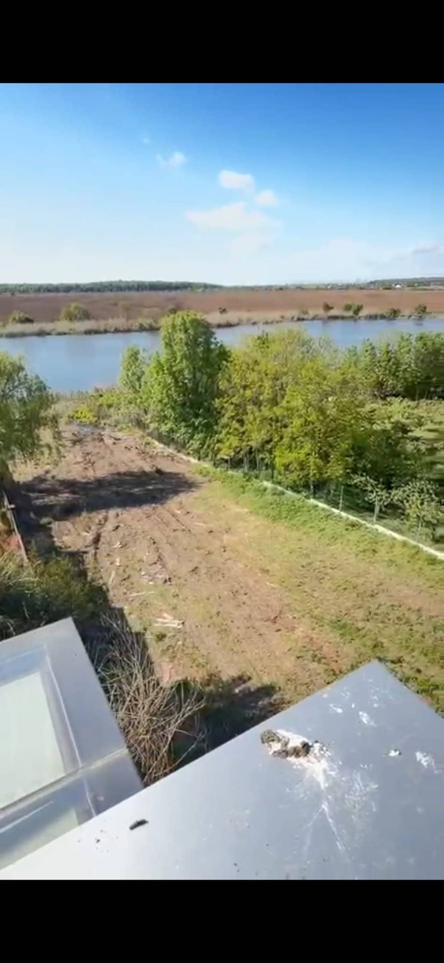 Teren intravilan 2.300 mp cu deschidere la lac, Ciofliceni — fotografia 3 din 5