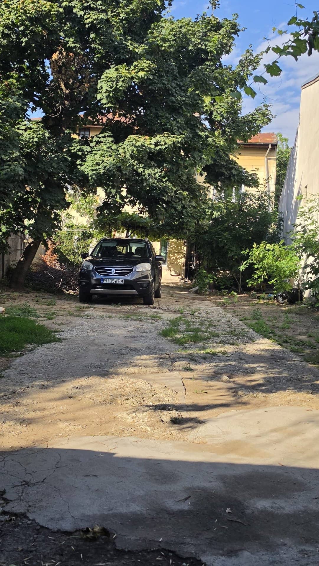 Vilă spațioasă | Teren 500 m² – Sub pretul terenului in zona! — fotografia 1 din 4