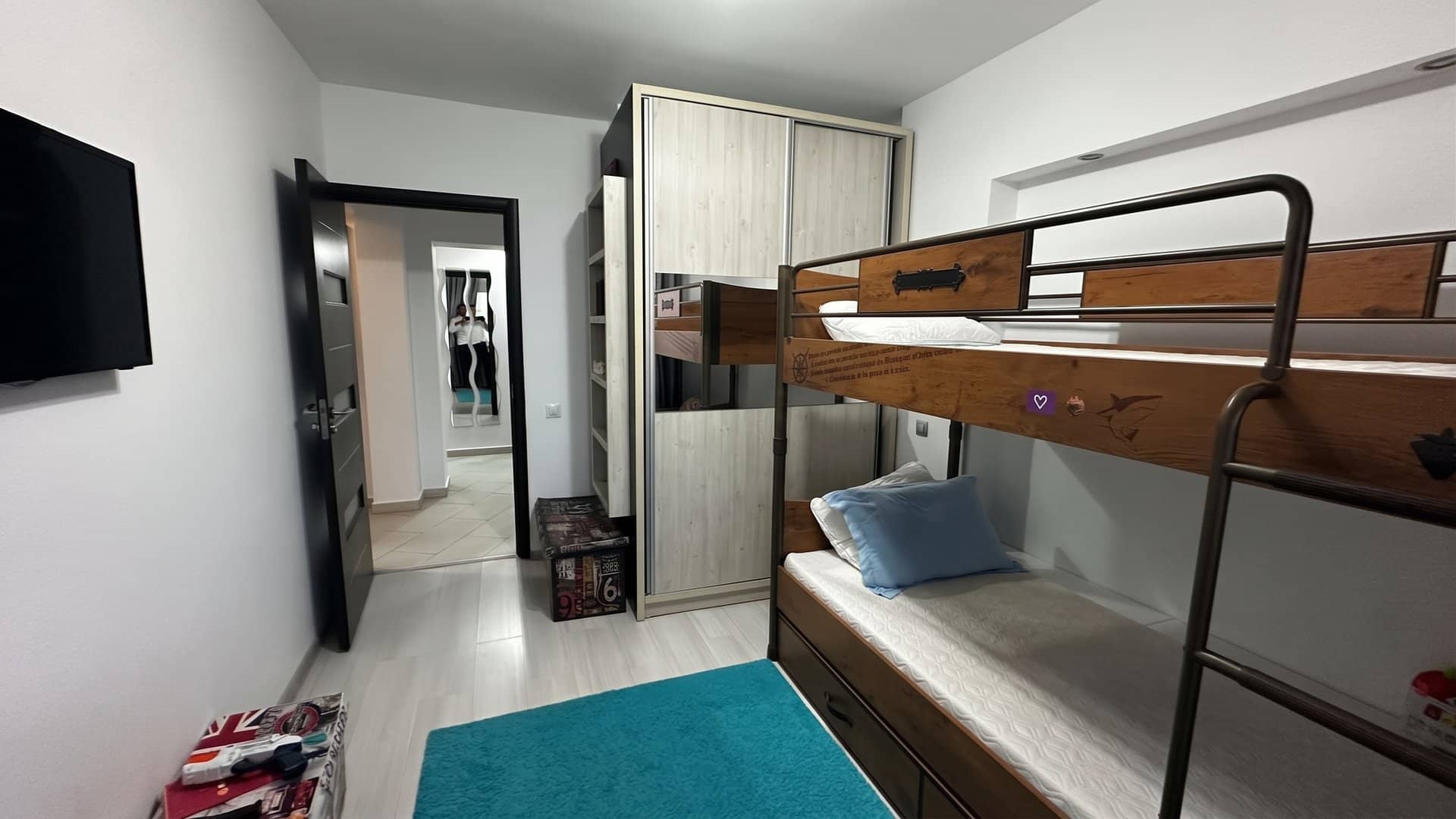 3 camere Ultracentral, decomandat, centrală proprie, loc de parcare, lift nou — fotografia 12 din 21
