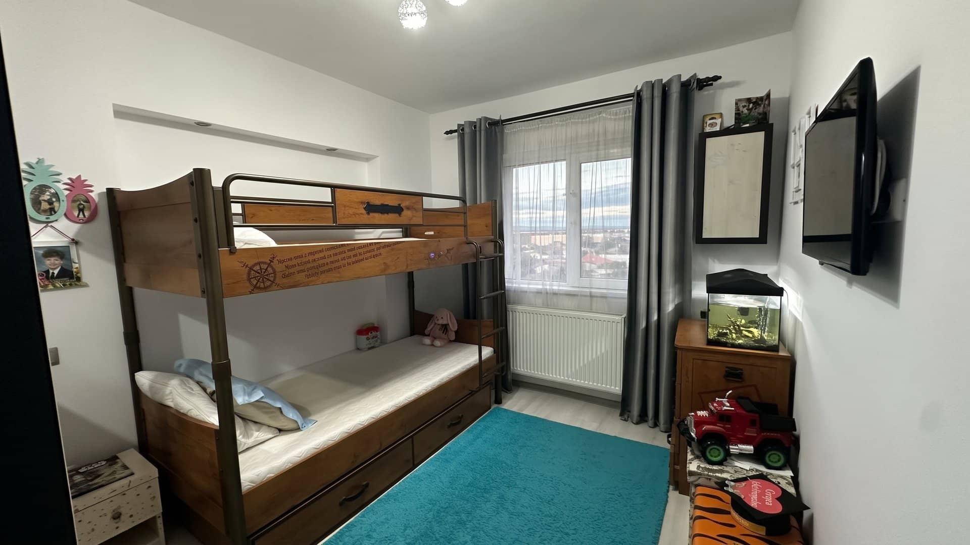3 camere Ultracentral, decomandat, centrală proprie, loc de parcare, lift nou — fotografia 11 din 21