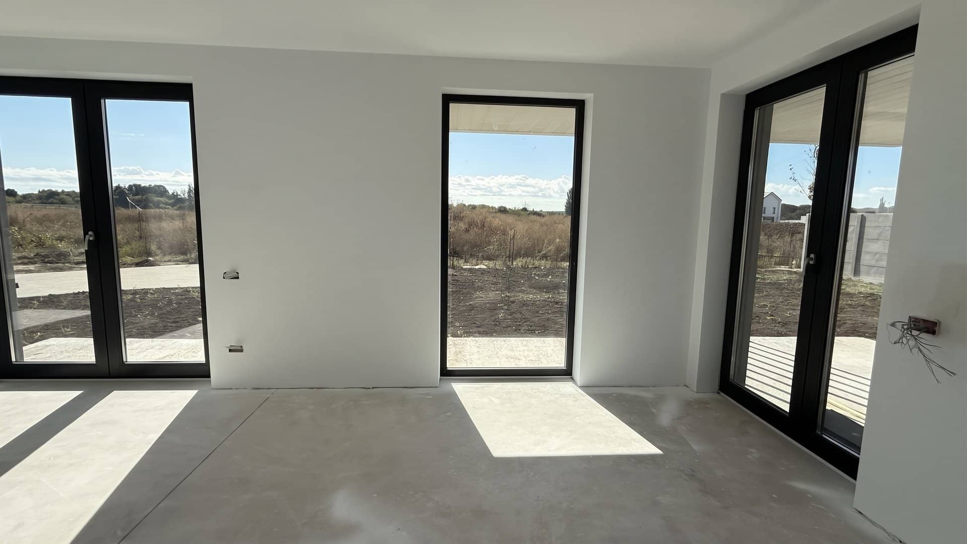 Vilă modernă în Săftica, lângă lac, 3 dormitoare C4 — fotografia 10 din 26