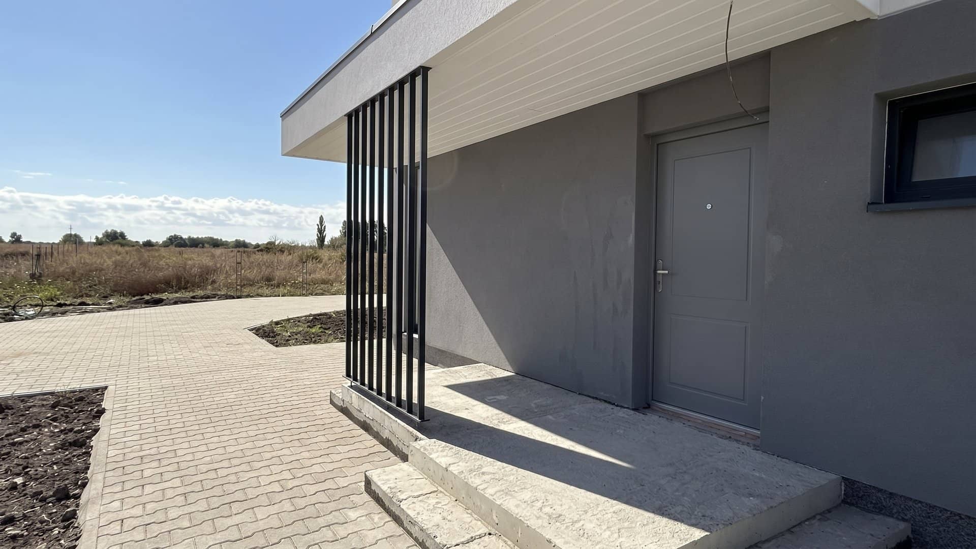 Vilă modernă în Săftica, lângă lac, 3 dormitoare C4 — fotografia 2 din 26