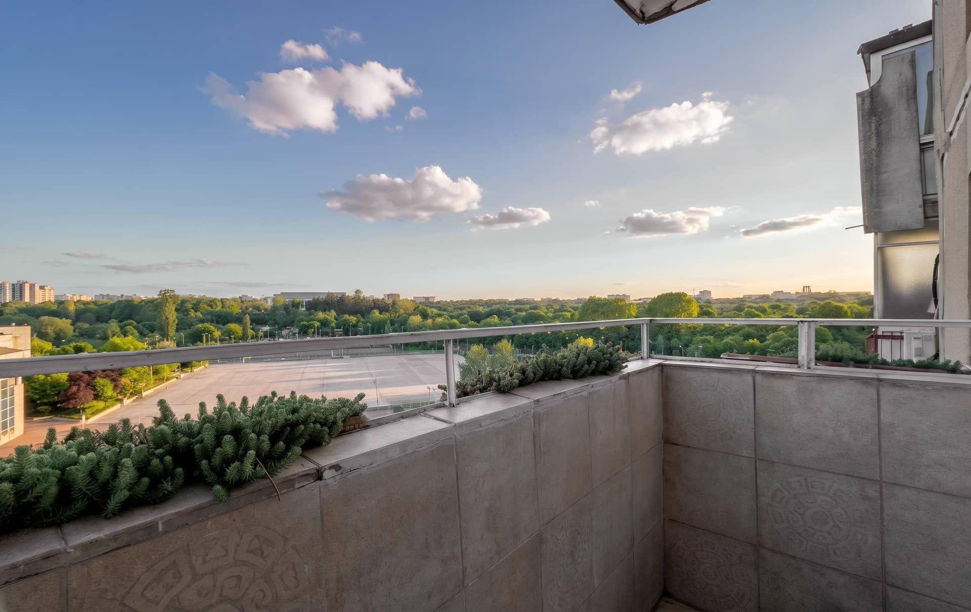 Închiriez apartament 3 camere la pret de 2 Tineretului , Bdul Tineretului — fotografia 8 din 9