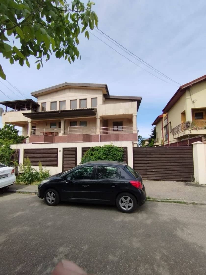 SUPER OCAZIE SE VINDE CASA IN ZONA FUNDENI — fotografia 41 din 41
