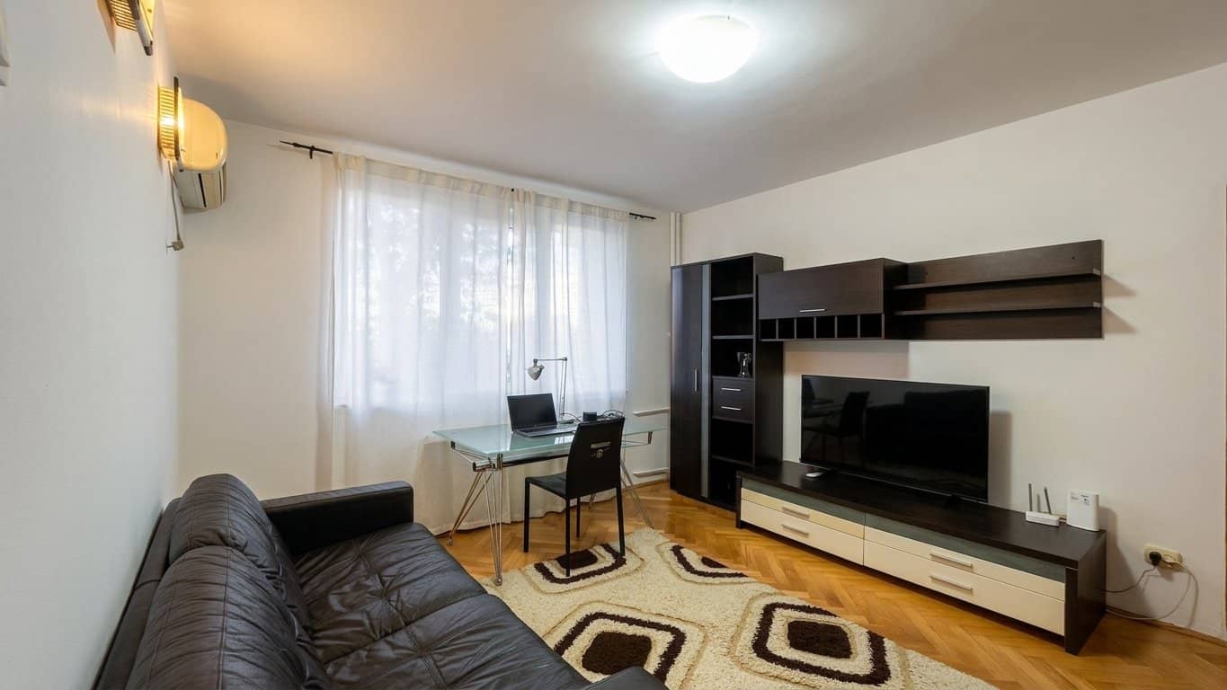 3 camere, Renovat, 1 minut de Metrou Grivita — fotografia 1 din 11